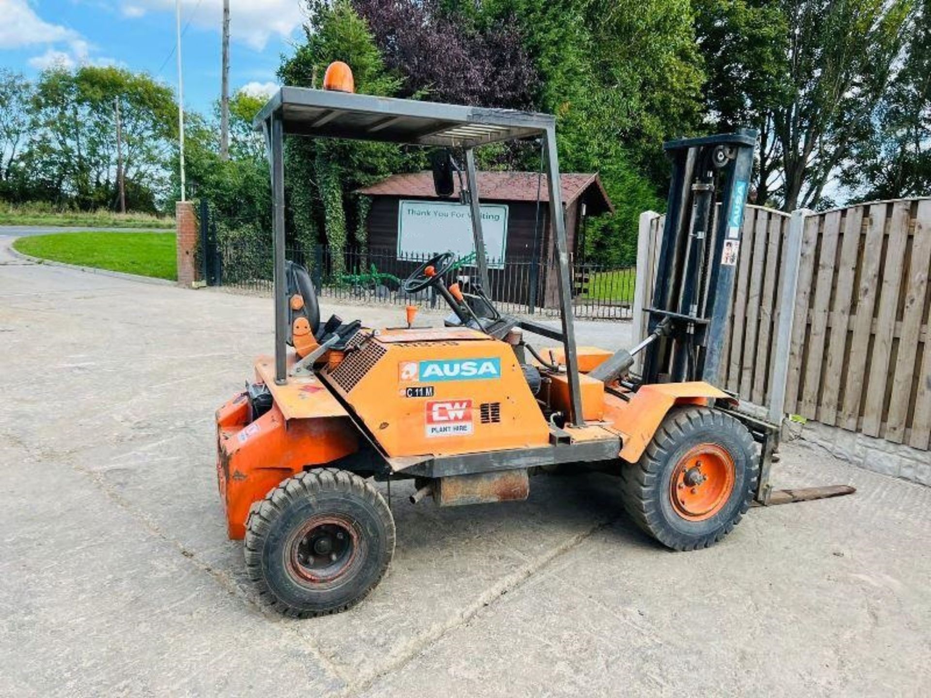 AUSA C11M ROUGH TERRIAN FORKLIFT * YEAR 2015 * C/W SIDE SHIFT - Image 11 of 13
