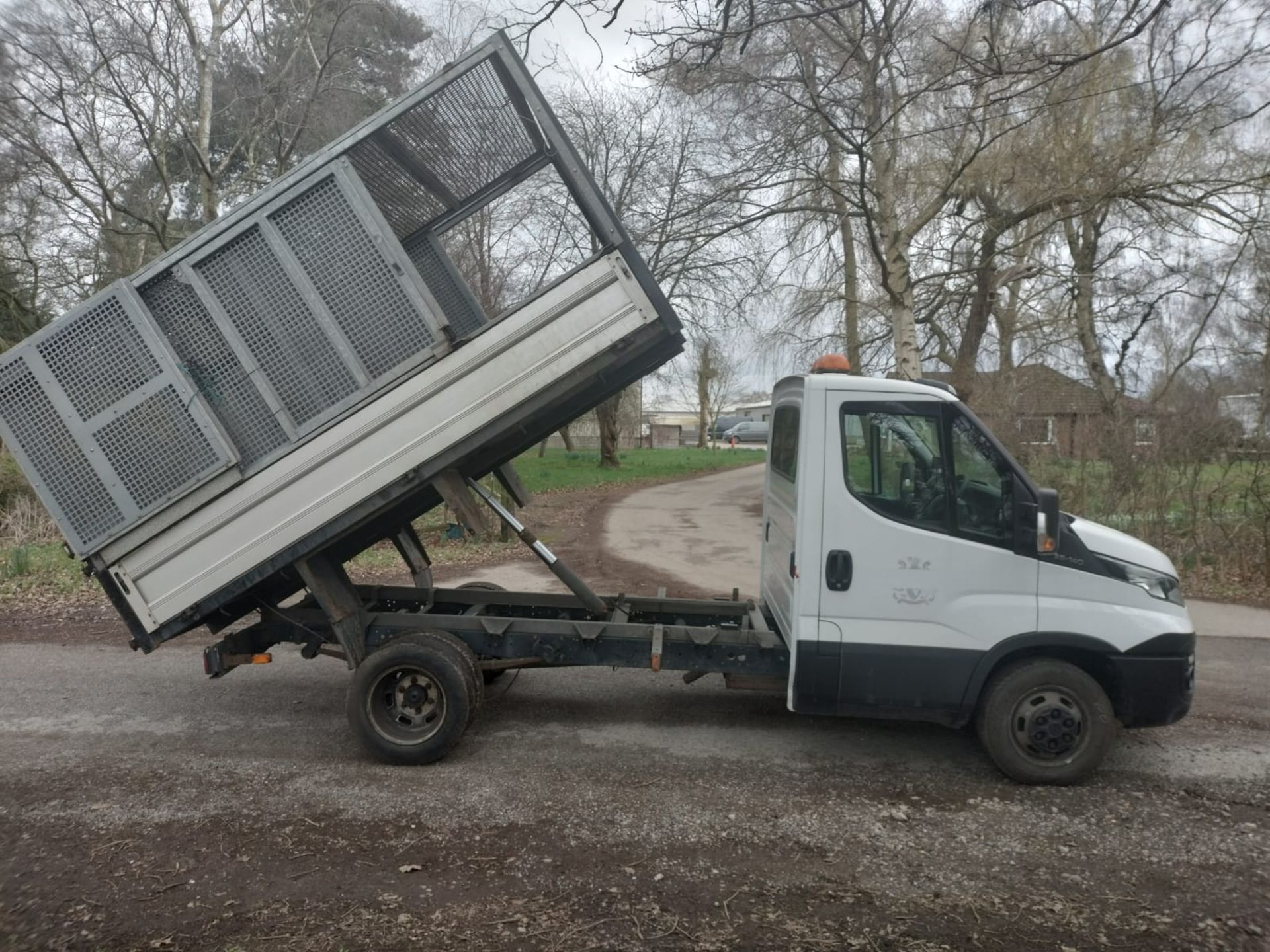 2017 67 IVECO TIPPER - 65K MILES - EX COUNCIL FROM NEW - CAGED TIPPER - TWIN REAR WHEEL - YF67 ONR - Image 9 of 13