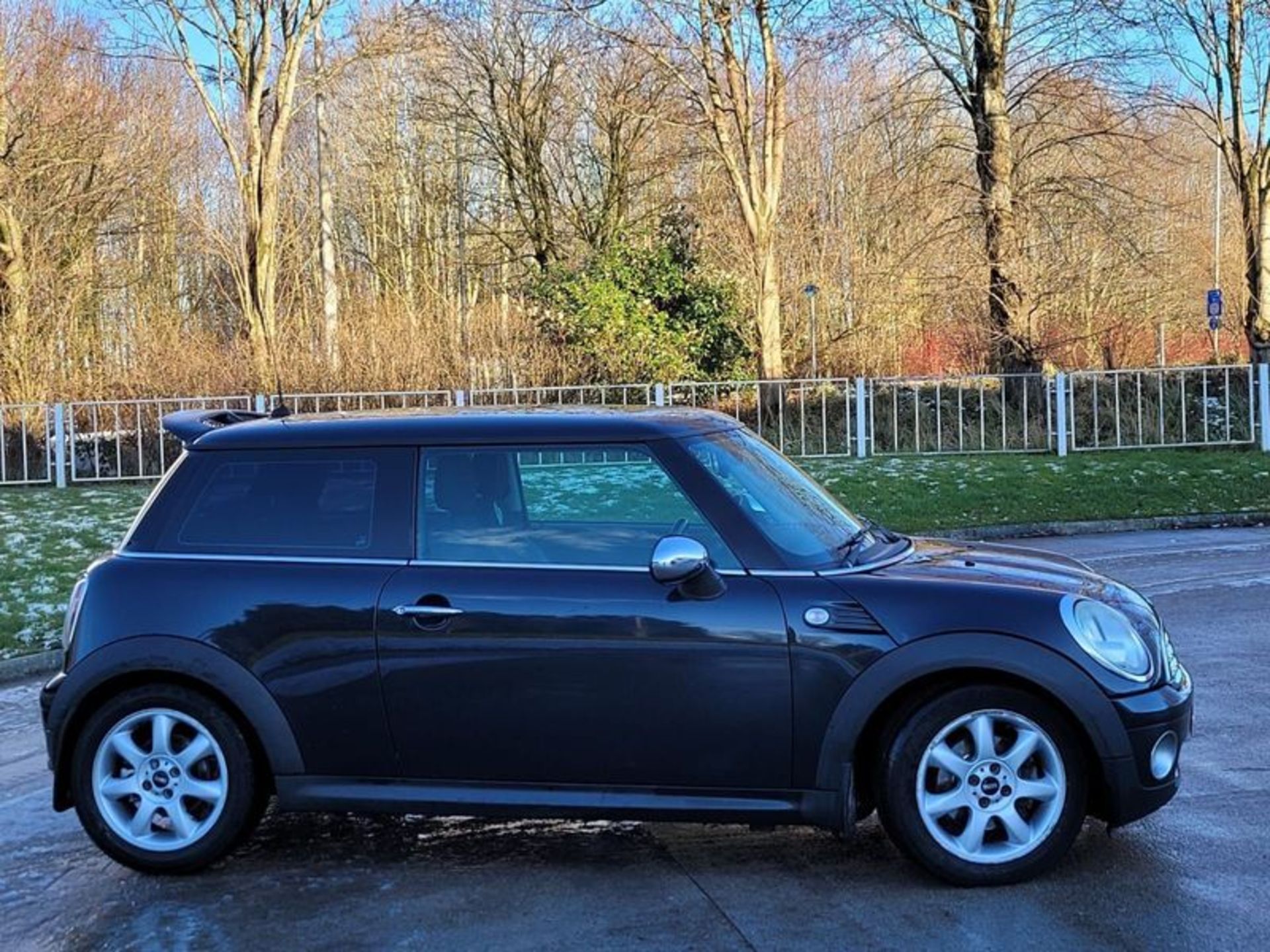 MINI HATCH 1.4 ONE EURO 4 3DR 2008 (58 REG) - Image 6 of 39