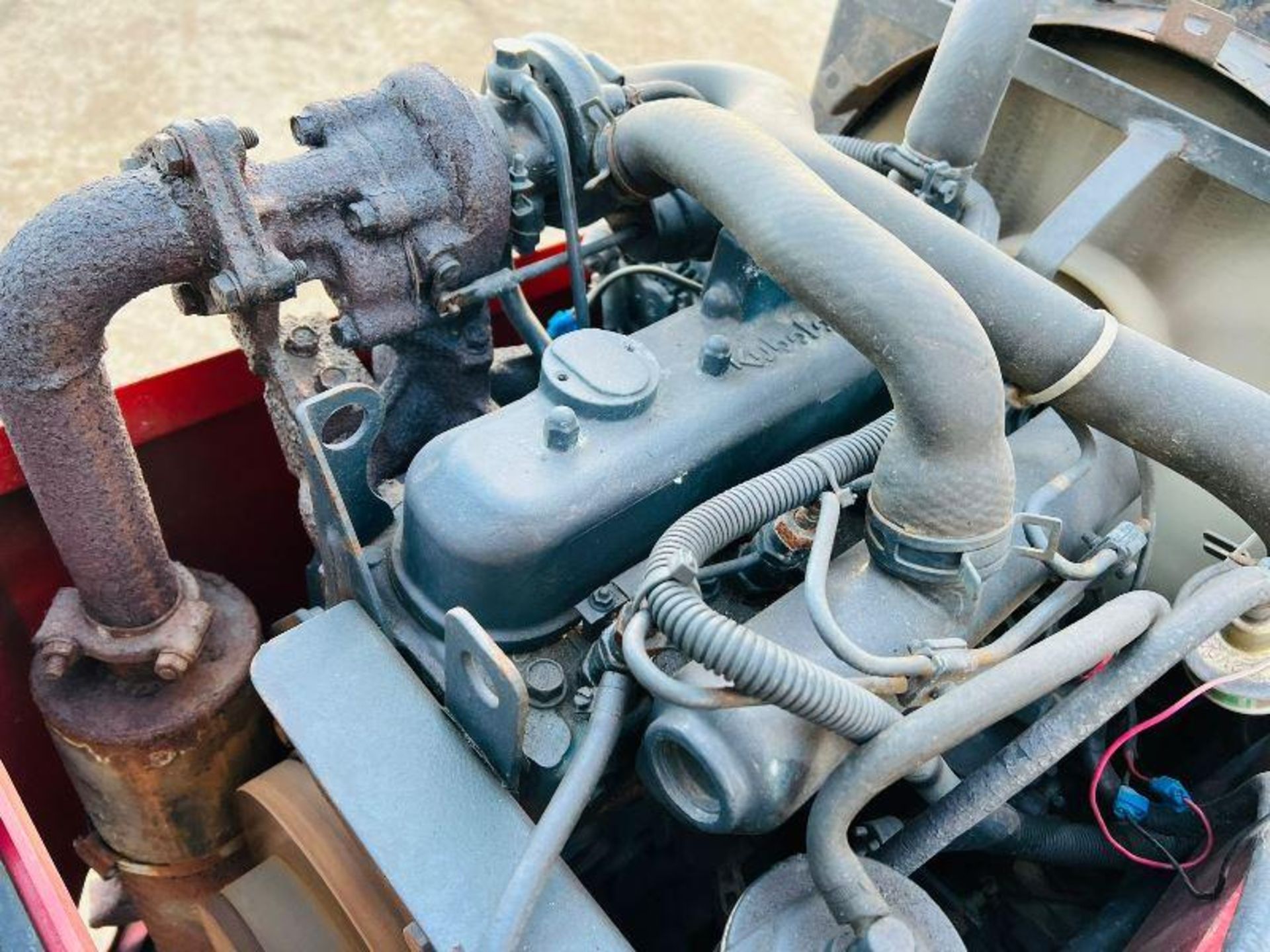 KOOIAAP FORK TRUCK C/W KUBOTA ENGINE & HYDRAULIC PUSH OUT HEAD STOCK - Image 12 of 15