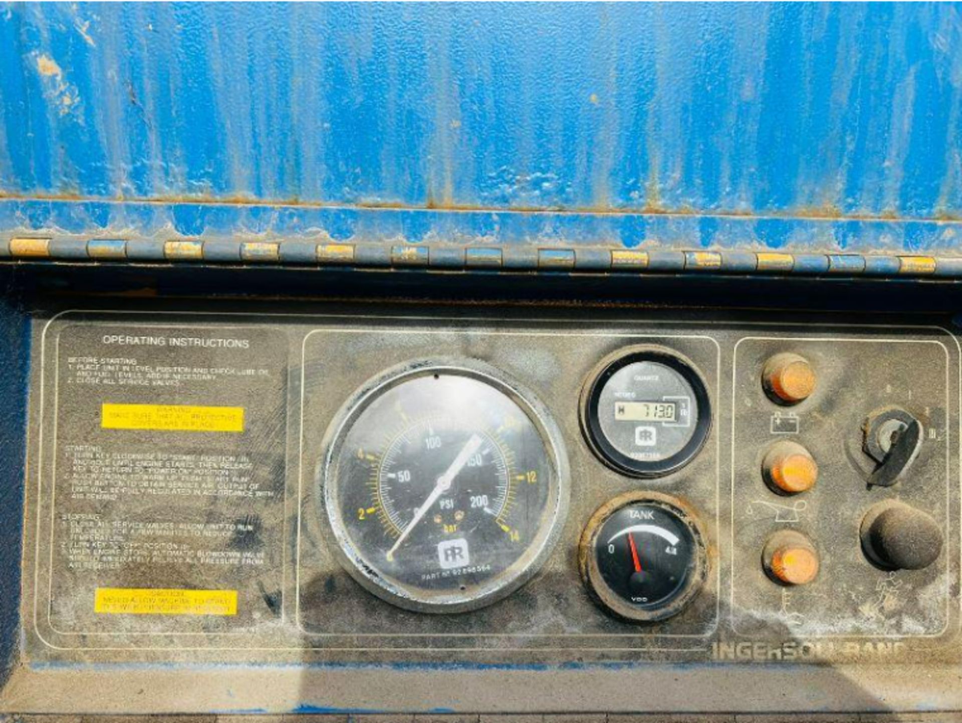 INGERSOL RAND P260WD COMPRESSOR * ONLY 713 HOURS * C/W DEUTZ ENGINE - Image 13 of 18