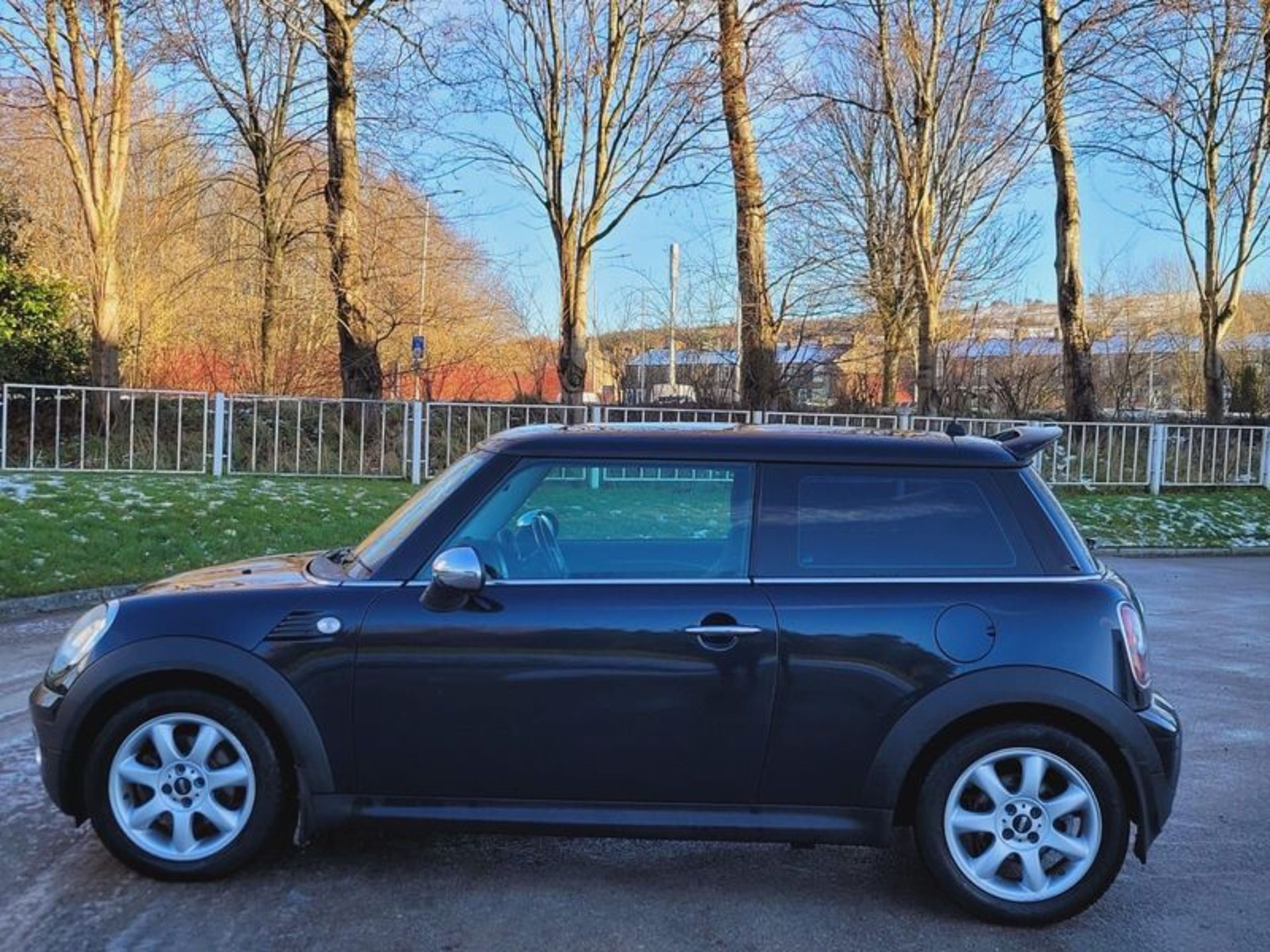 MINI HATCH 1.4 ONE EURO 4 3DR 2008 (58 REG) - Image 14 of 39