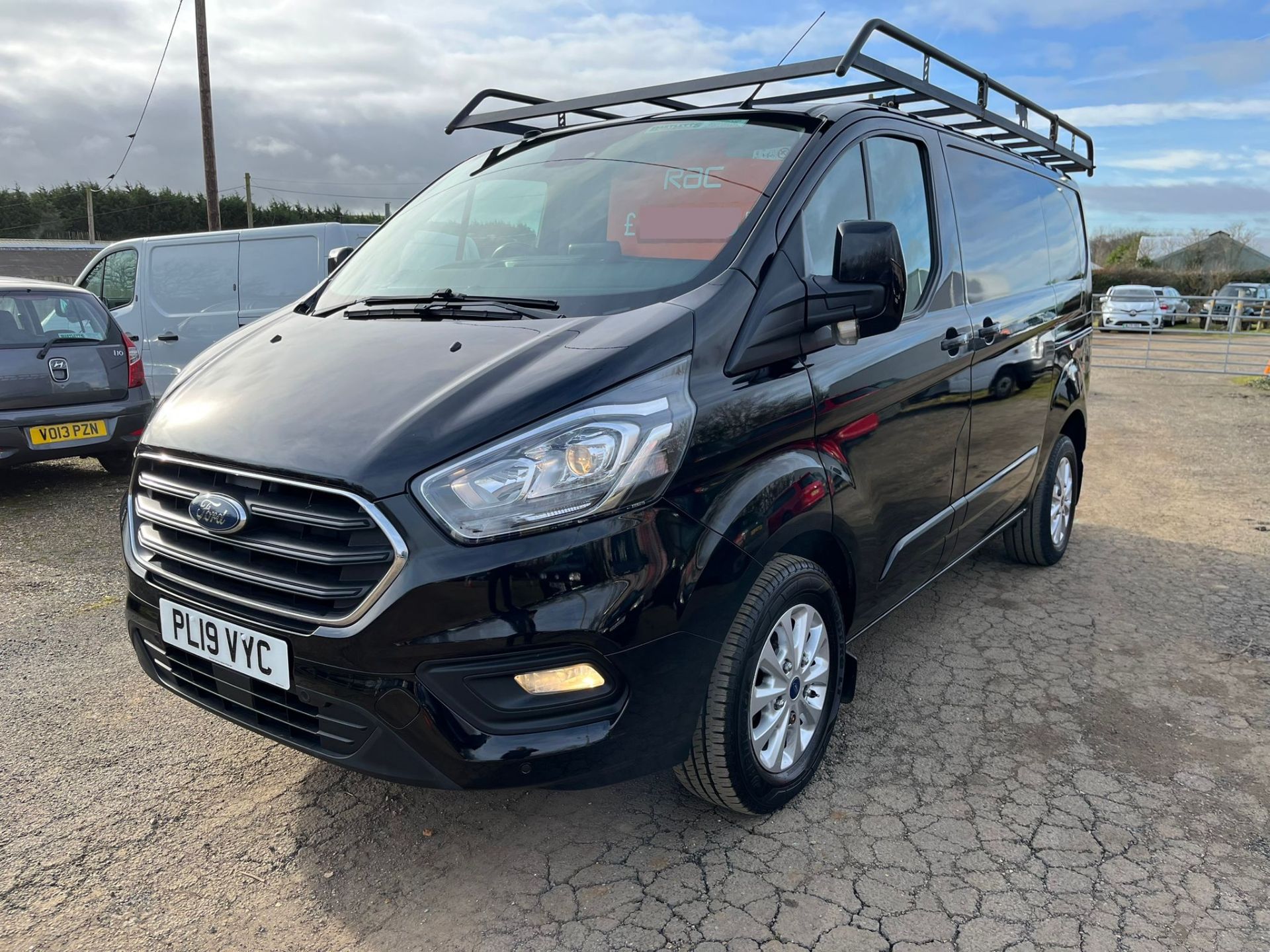 2019 FORD TRANSIT CUSTOM 280 SWB LIMITED PANEL VAN - 65K MILES - NEW MOT - PL19 VYC - Image 3 of 17