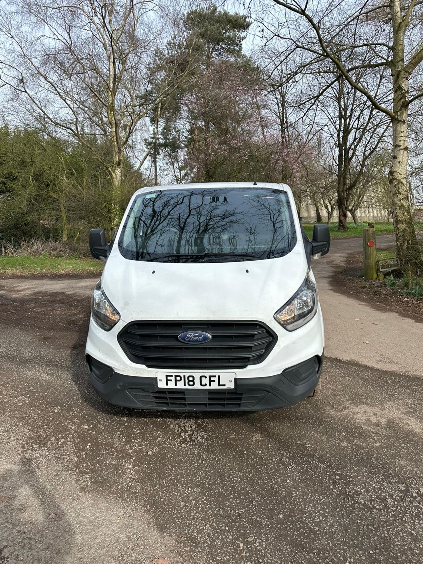 2018 18 FORD TRANSIT CUSTOM PANEL VAN - 140K MILES - EURO 6 - NEWER SHAPE - PLY LINED - FP18 CFL - Image 2 of 8