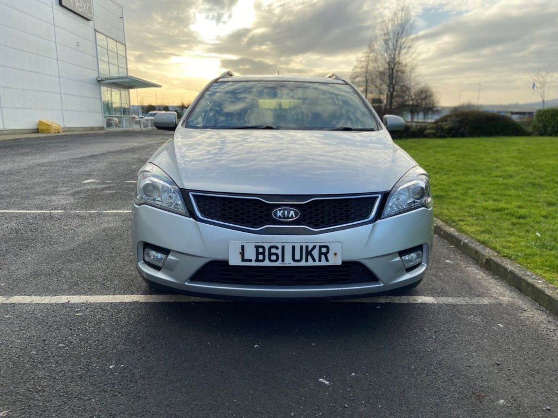 KIA CEED 1.6 CRDI 3 SPORTS WAGON EURO 5 5DR - Image 20 of 39