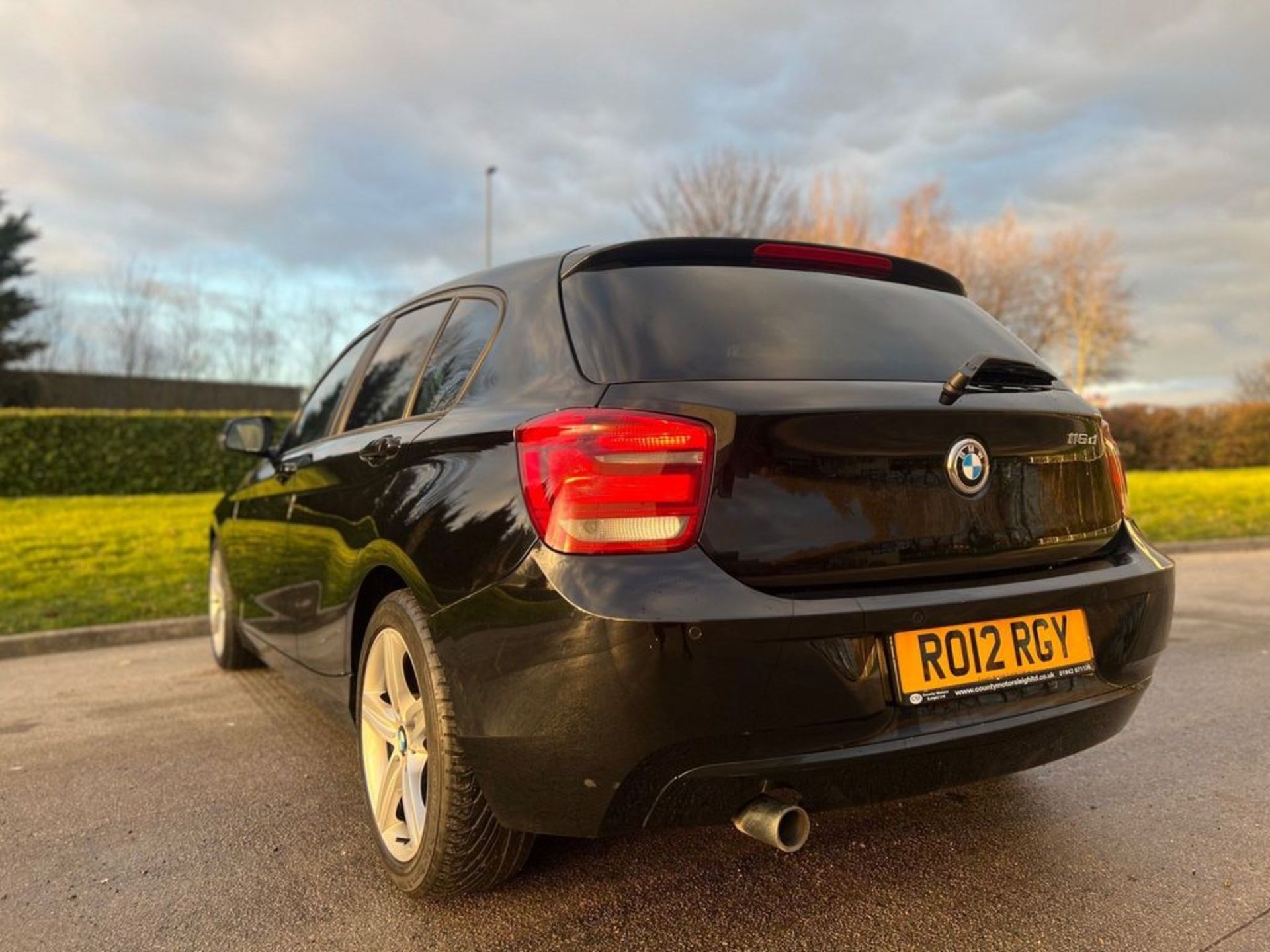BMW 1 SERIES 2.0 116D SPORT EURO 5 (S/S) 5DR - Image 11 of 40
