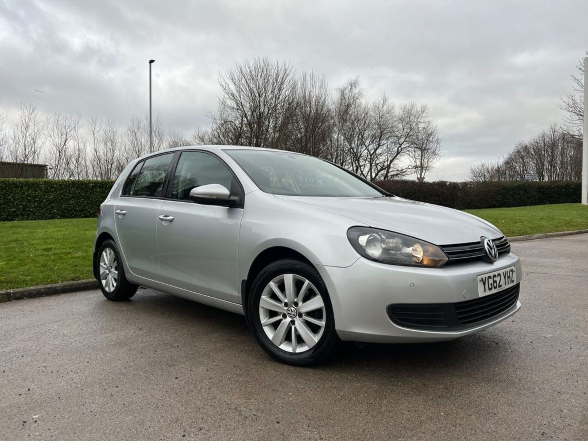 VOLKSWAGEN GOLF 1.6 TDI MATCH DSG EURO 5 5DR - Image 2 of 49