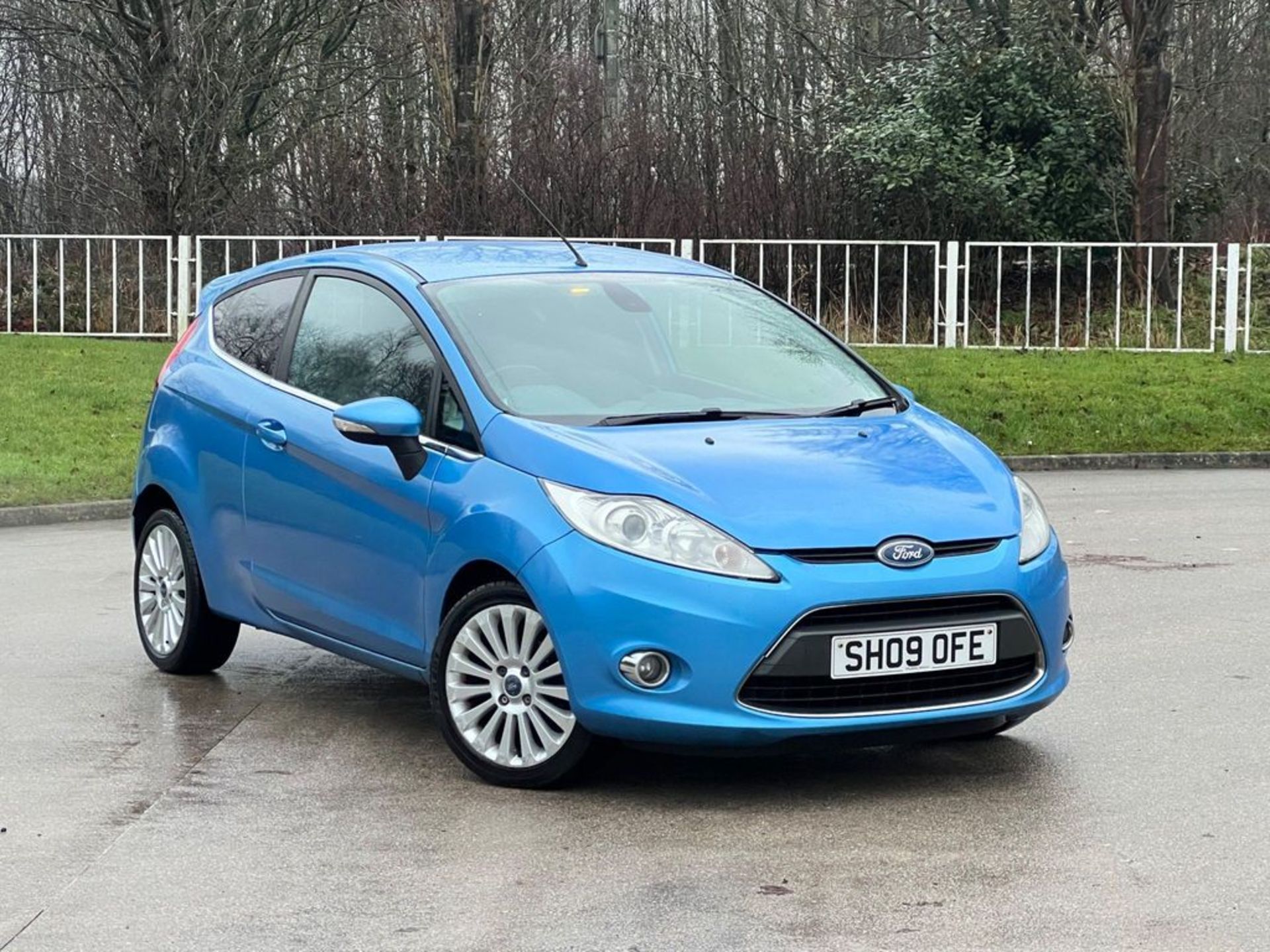 FORD FIESTA 1.4 TITANIUM 3DR 2009 (09 REG) - Image 2 of 59