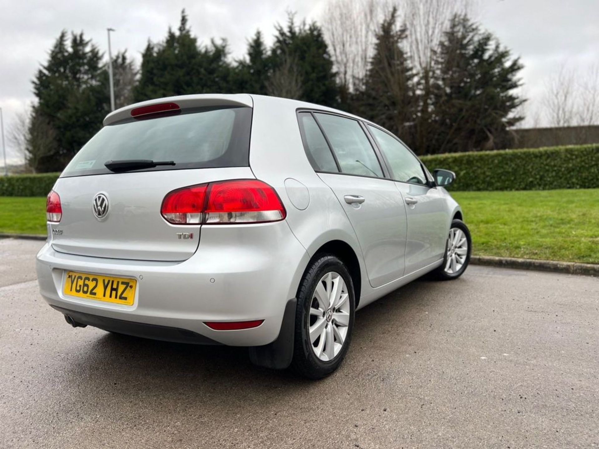 VOLKSWAGEN GOLF 1.6 TDI MATCH DSG EURO 5 5DR - Image 10 of 49