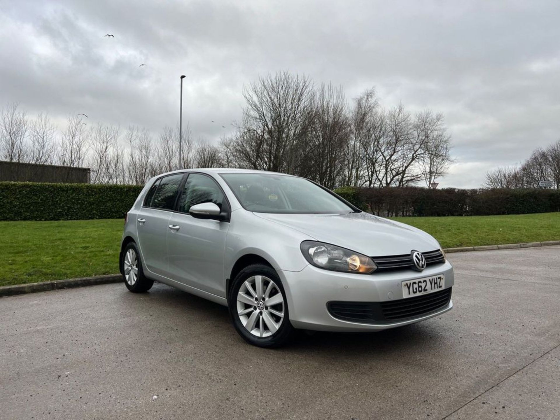 VOLKSWAGEN GOLF 1.6 TDI MATCH DSG EURO 5 5DR