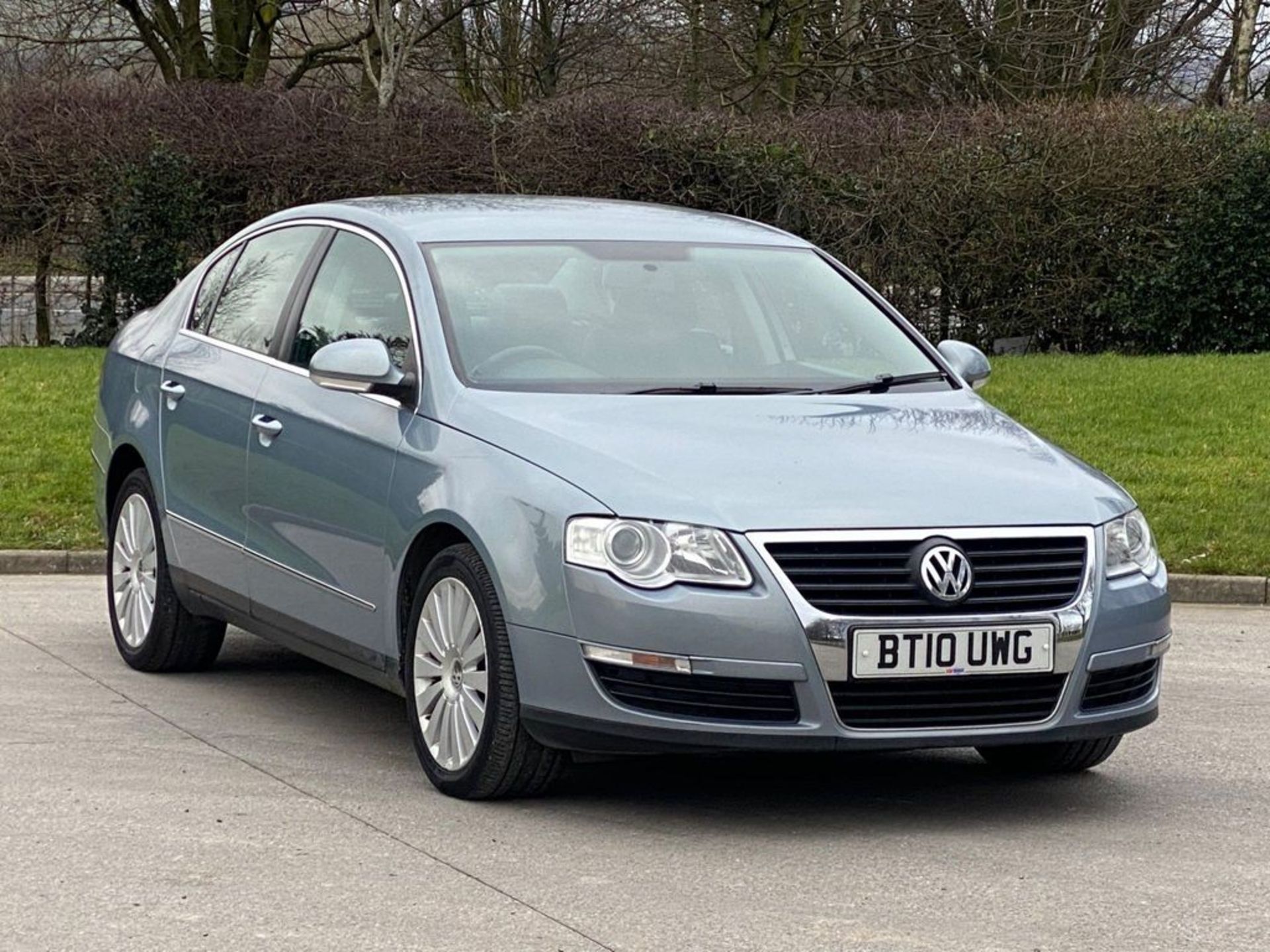 VOLKSWAGEN PASSAT 2.0 TDI BLUEMOTION TECH HIGHLINE EURO 5 (S/S) 4DR 2010 (10 REG) - Image 4 of 43