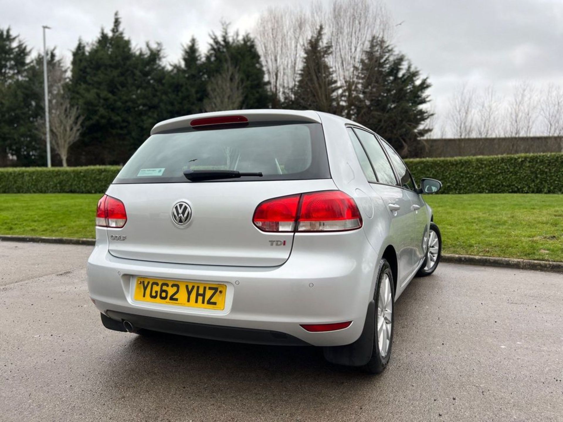 VOLKSWAGEN GOLF 1.6 TDI MATCH DSG EURO 5 5DR - Image 9 of 49