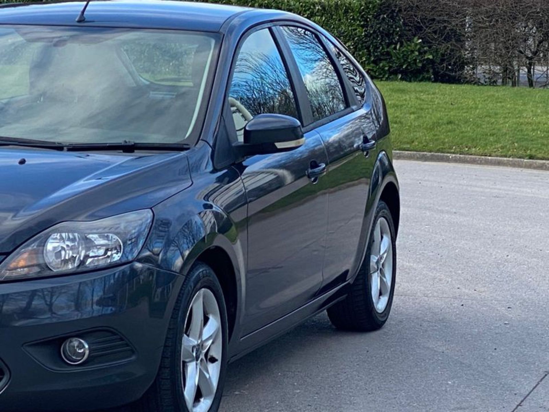 FORD FOCUS 1.6 TDCI DPF ZETEC 5DR 2010 (60 REG) - Image 4 of 83