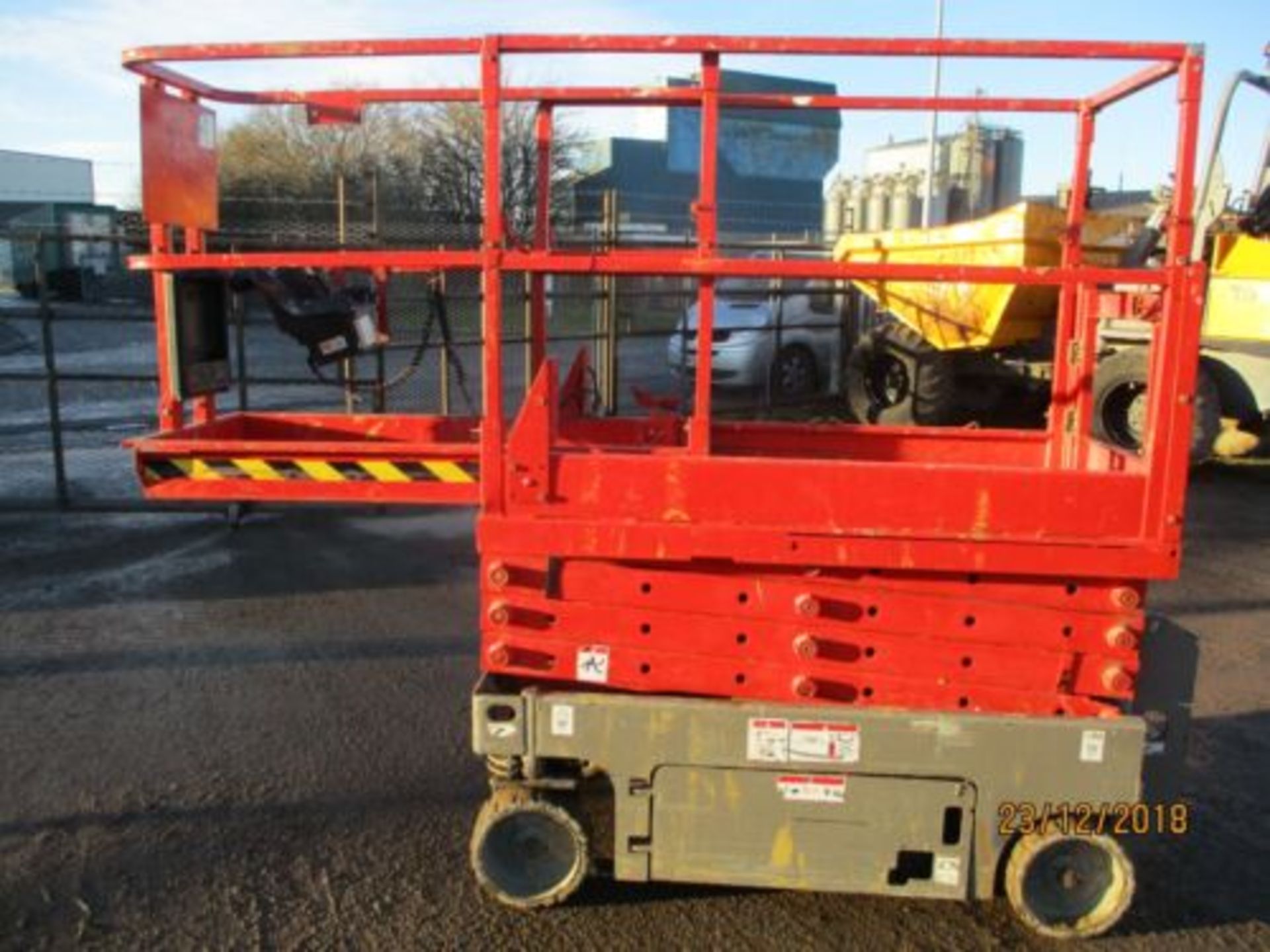 2004 GENIE GS 1932 3219 SCISSOR LIFT ACCESS PLATFORM CHERRY PICKER DELIVERY OK - Image 2 of 10