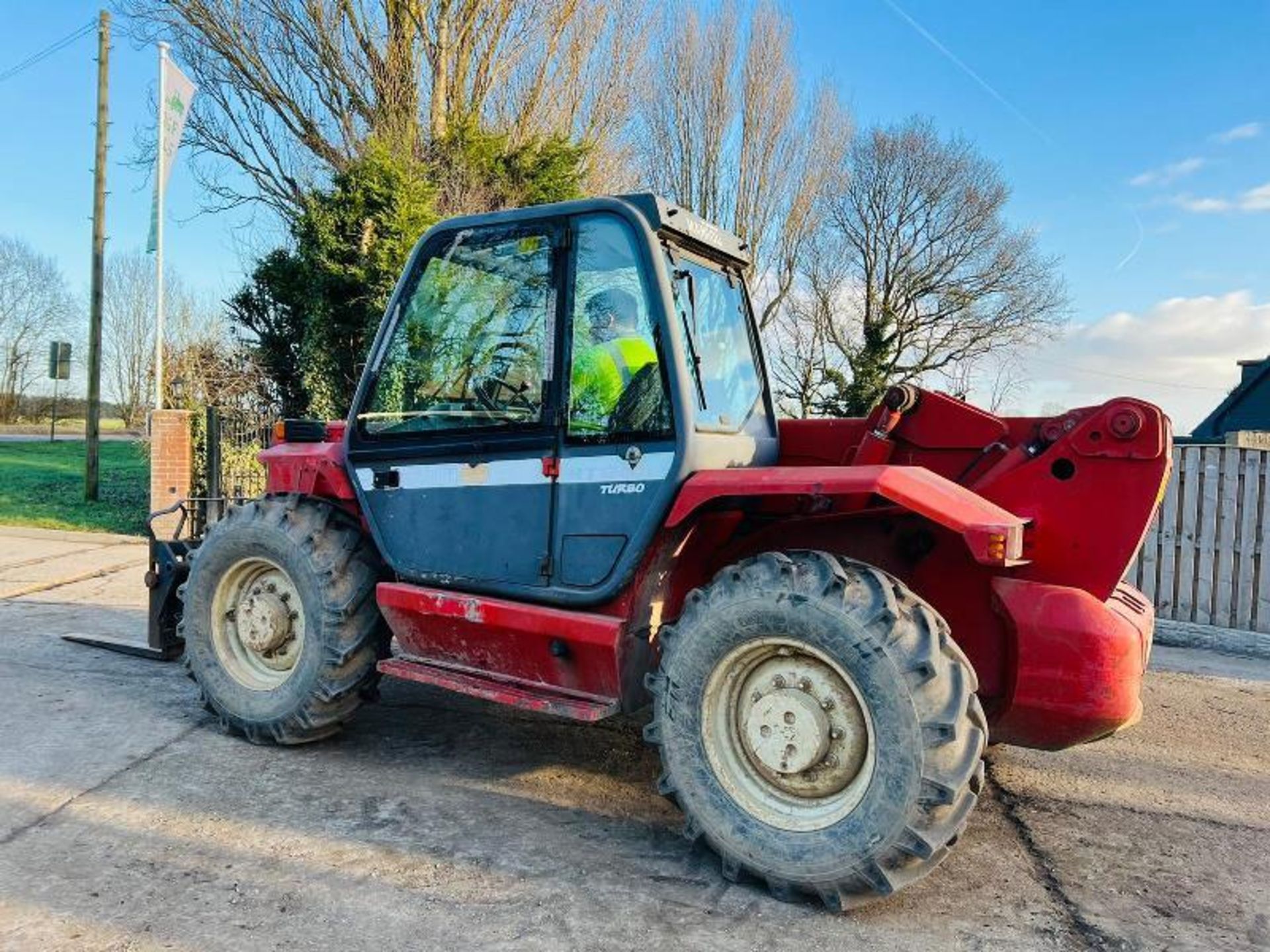 MANITOU MT1240 4WD TELEHANDLER * 12 METER * C/W PALLET TINES - Image 12 of 12