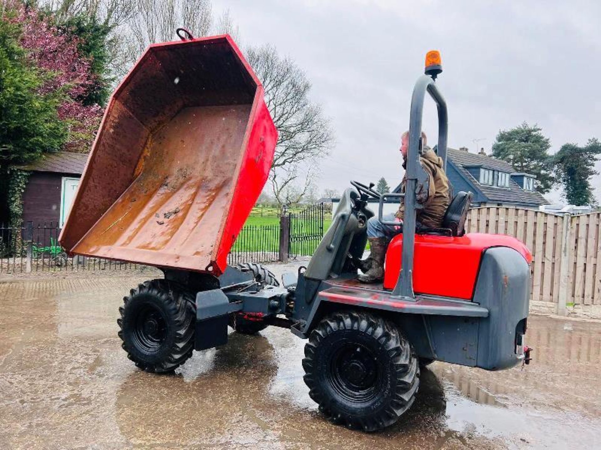 NEUSON 3001 4WD SWIVEL TIP DUMPER * YEAR 2008 , 1524 HOURS * C/W ROLE BAR - Image 13 of 17