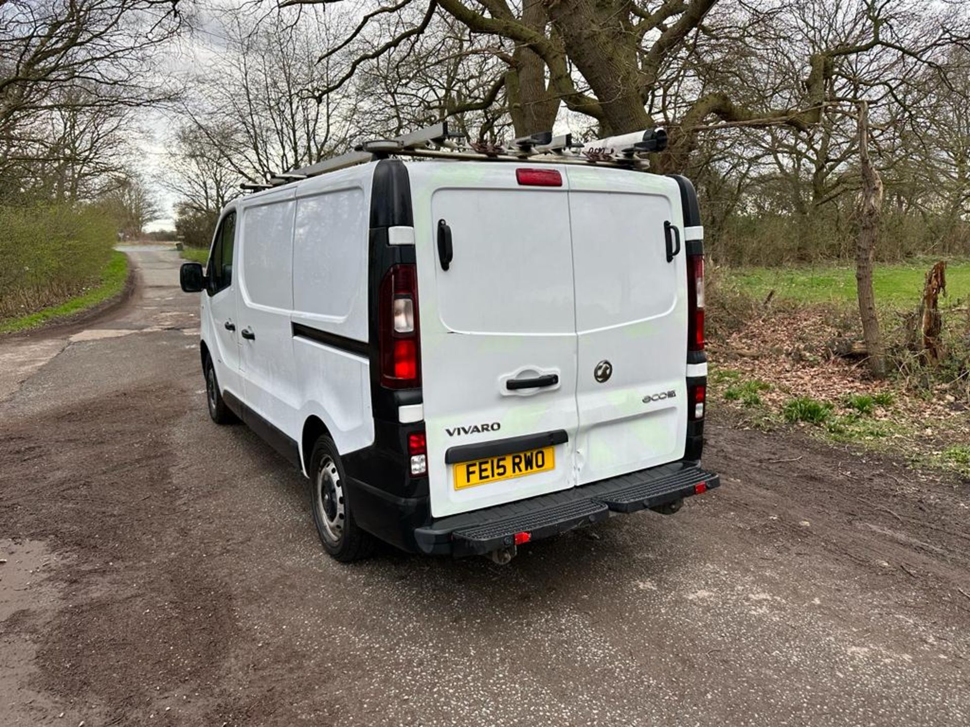 2015 15 VAUXHALL VIVARO PANEL VAN - EX BT - 89K MILES - TWIN SIDE DORRS- ROOF RACK - FE15 RWO - Image 4 of 9