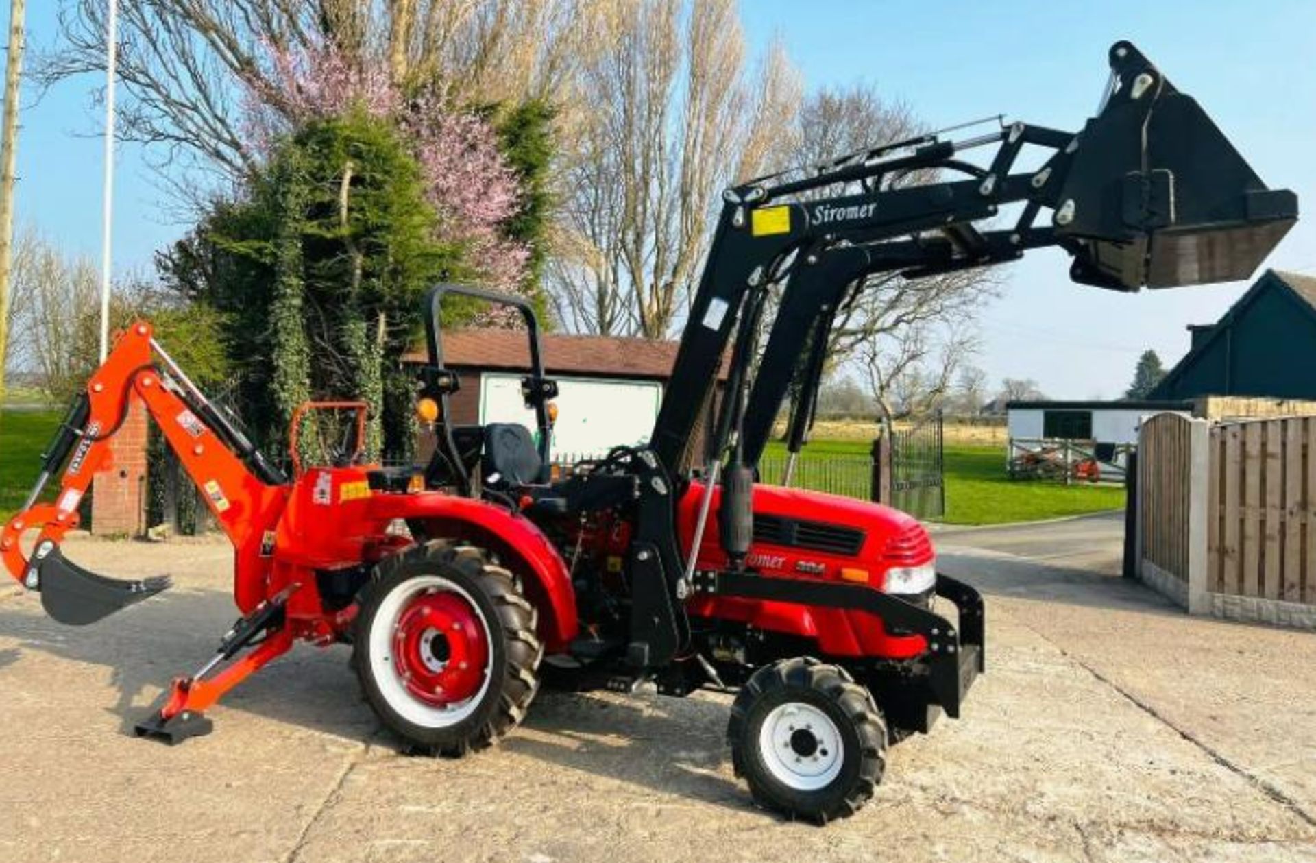 ** BRAND NEW SIROMER 304 4WD TRACTOR WITH LOADER & BACK ACTOR YEAR 2023 ** - Image 5 of 13
