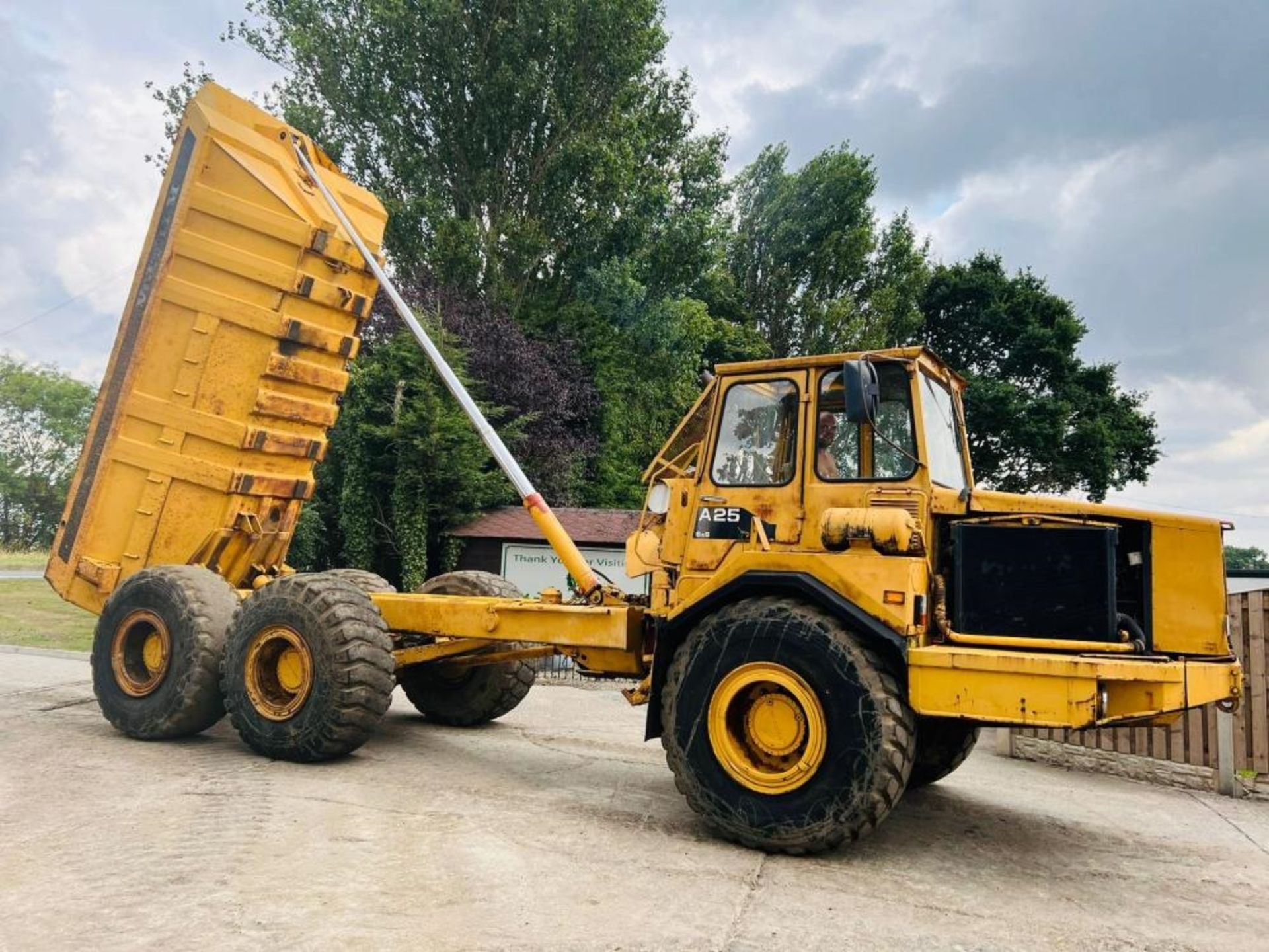 VOLVO BM A25 6X6 ARTICULATED DUMP TRUCK C/W HYDRAULIC STRAIGHT TIP - Image 4 of 17