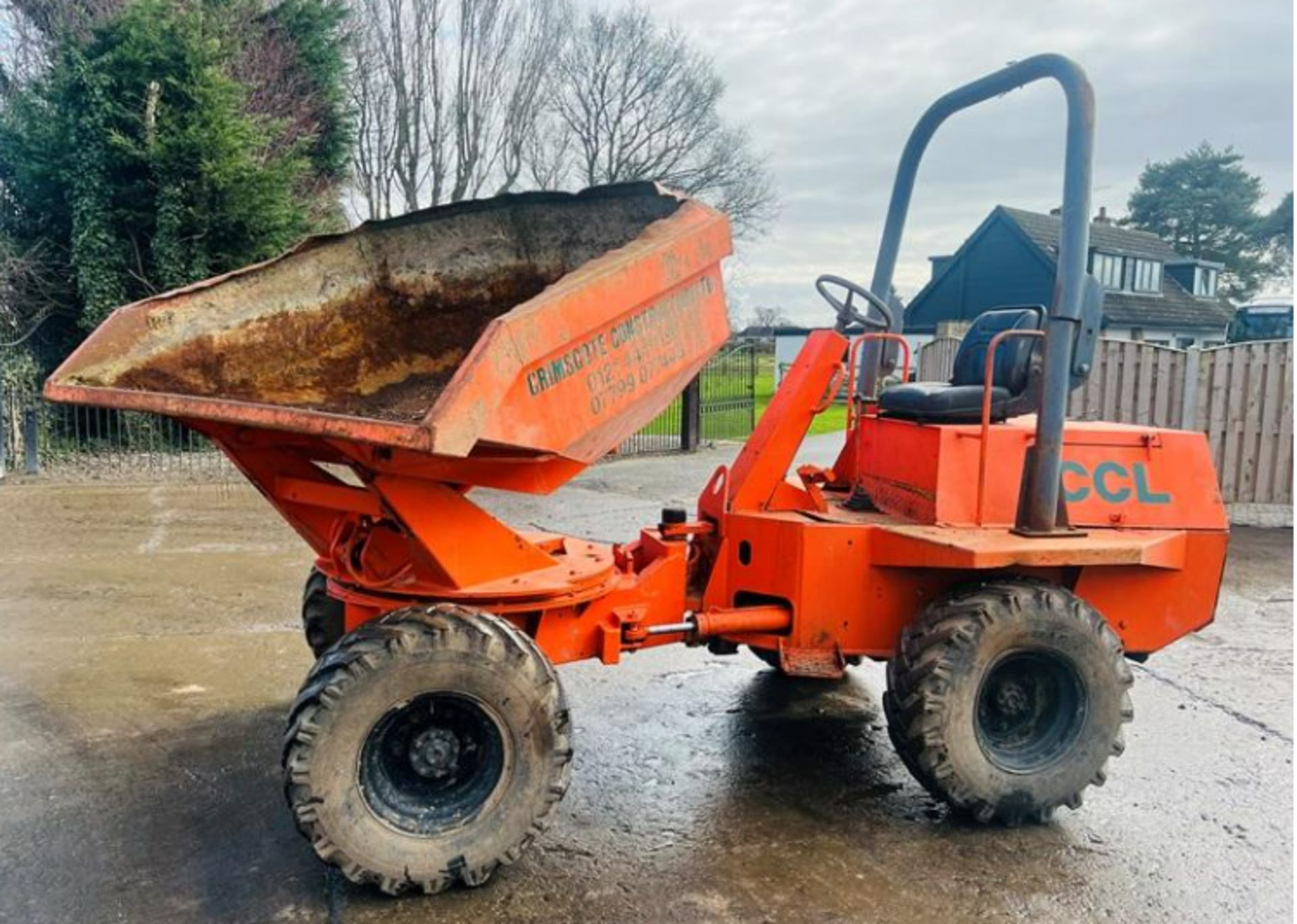 BENFORD 4WD SWIVEL TIP DUMPER C/W ROLE BAR - Image 4 of 13