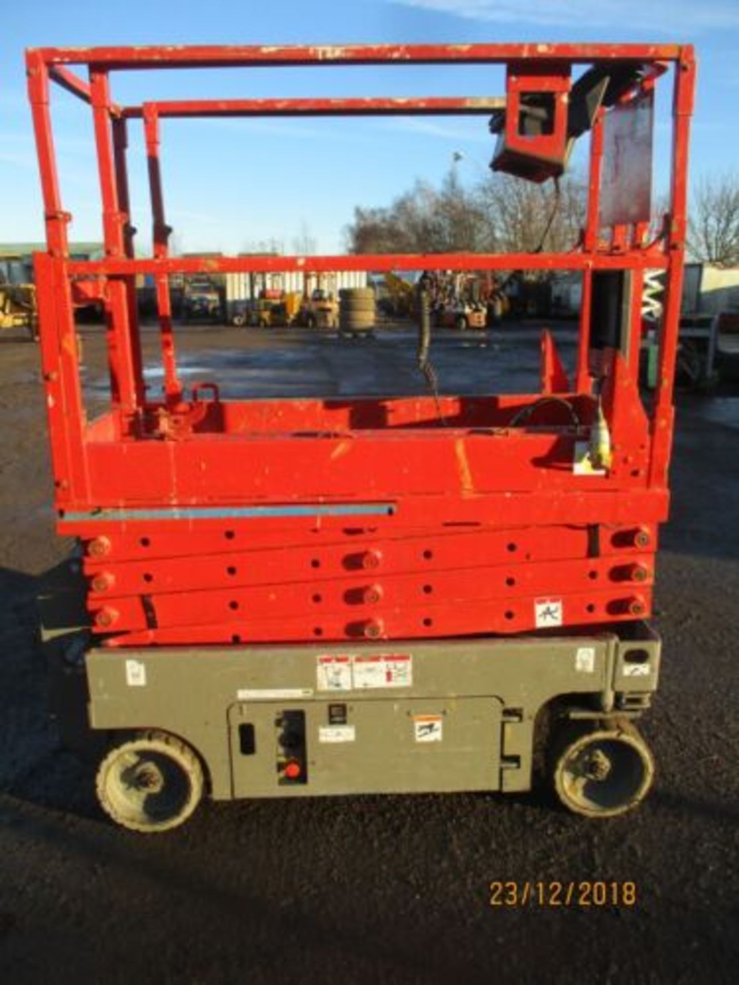 2004 GENIE GS 1932 3219 SCISSOR LIFT ACCESS PLATFORM CHERRY PICKER DELIVERY OK - Image 7 of 10