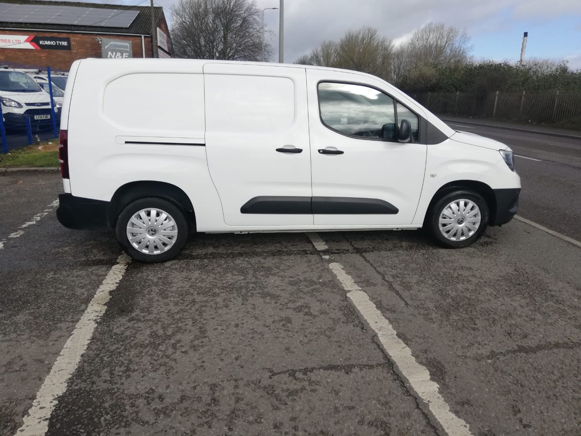 2019 69 VAUXHALL COMBO L2 PANEL VAN - 54K MILES - EURO 6 - TWIN SIDE DOORS - Image 8 of 11