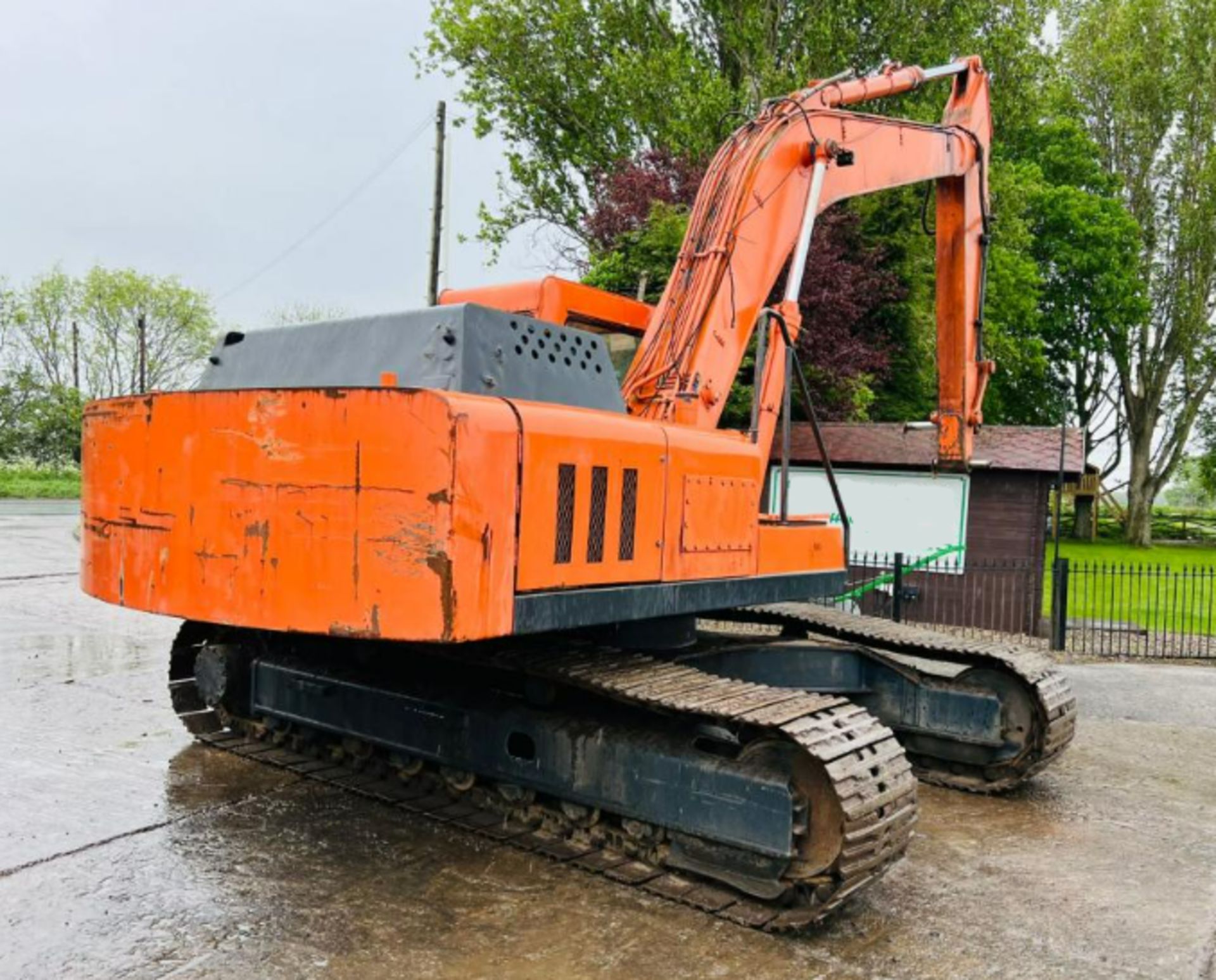 FIAT - HITACHI FH200LC TRACKD EXCAVATOR - Image 9 of 14