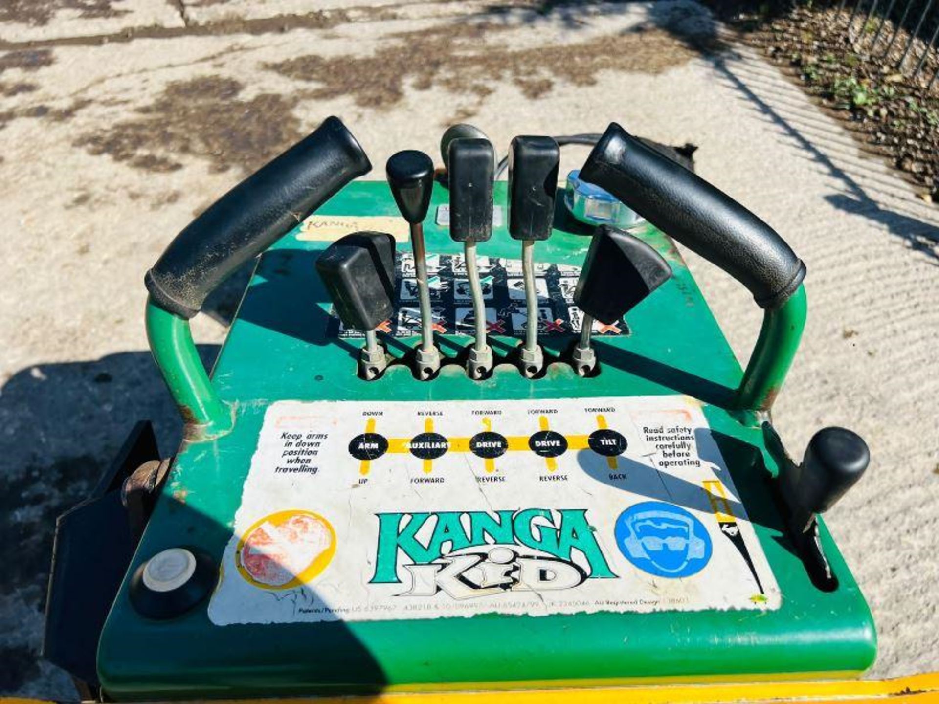 KANGA TK-216 TRACKER LOADER * YEAR 2012 , ONLY 1302 HOURS - Image 13 of 19