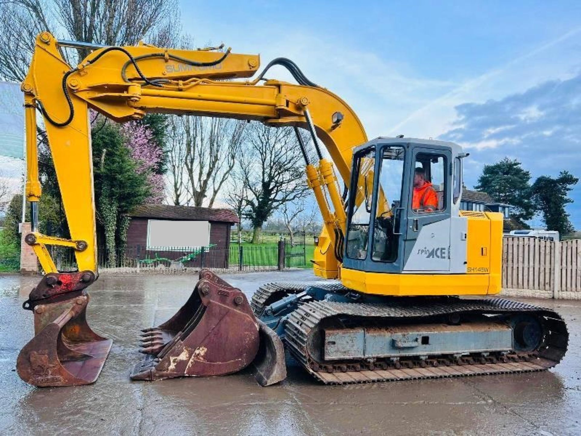 SUMIMOTO SH145W EXCAVATOR * ZERO SWING * C/W BUCKETS & QUICK HITCH - Image 16 of 19