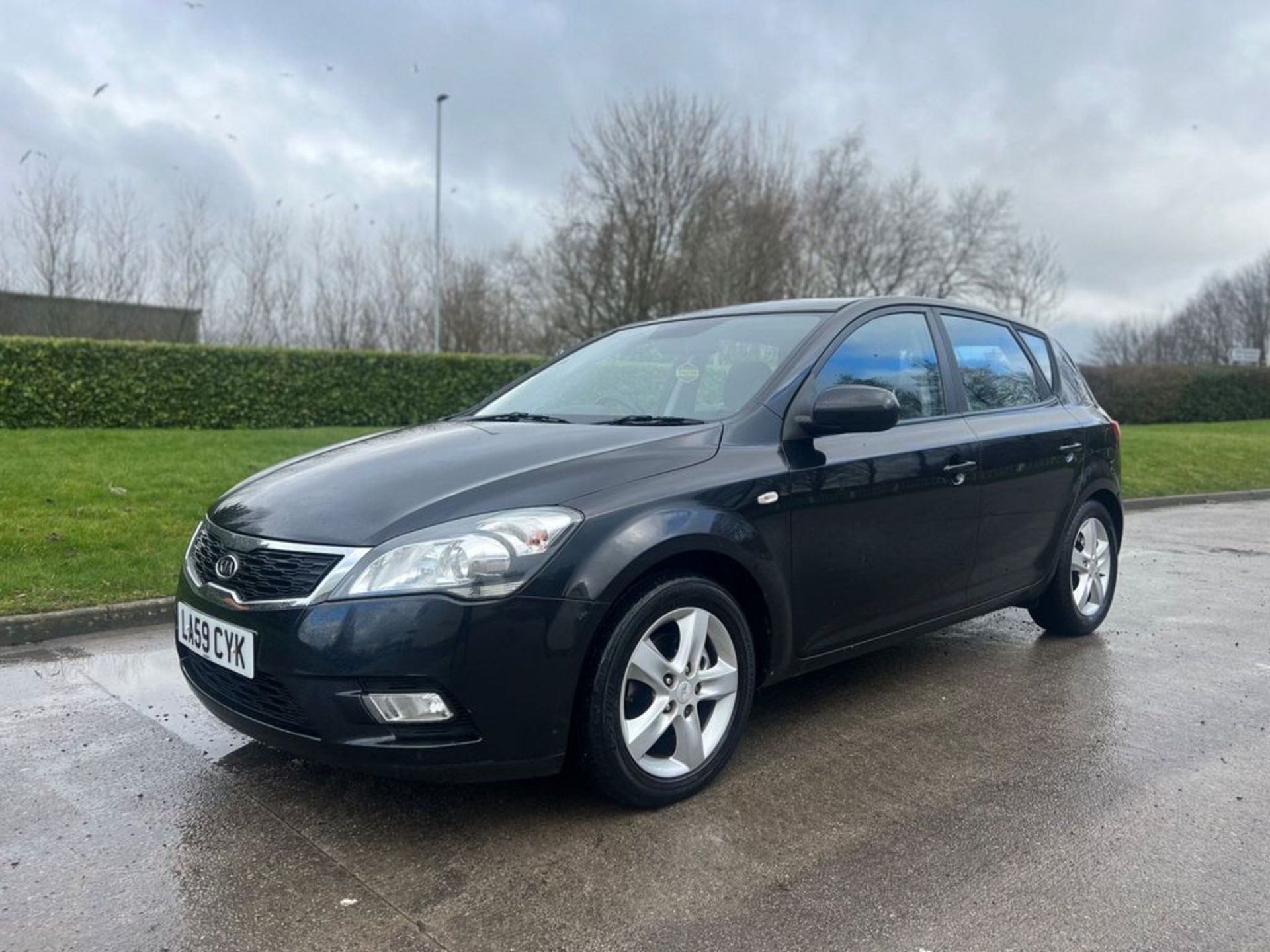 KIA CEED 1.6 CRDI 2 EURO 4 5DR - Image 22 of 32