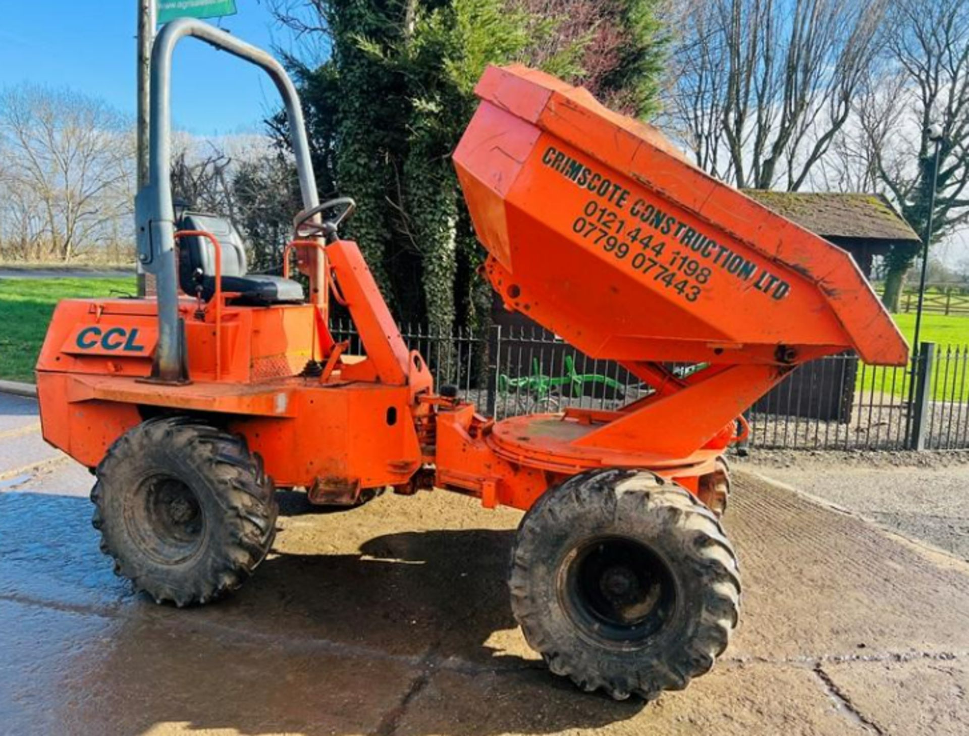 BENFORD 4WD SWIVEL TIP DUMPER C/W ROLE BAR - Image 10 of 13