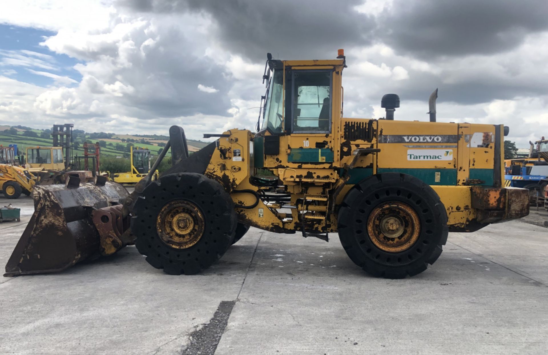 VOLVO L120C WHEELED LOADER - Bild 3 aus 5