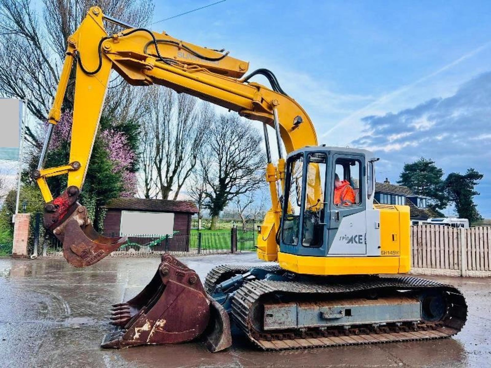 SUMIMOTO SH145W EXCAVATOR * ZERO SWING * C/W BUCKETS & QUICK HITCH - Image 15 of 19