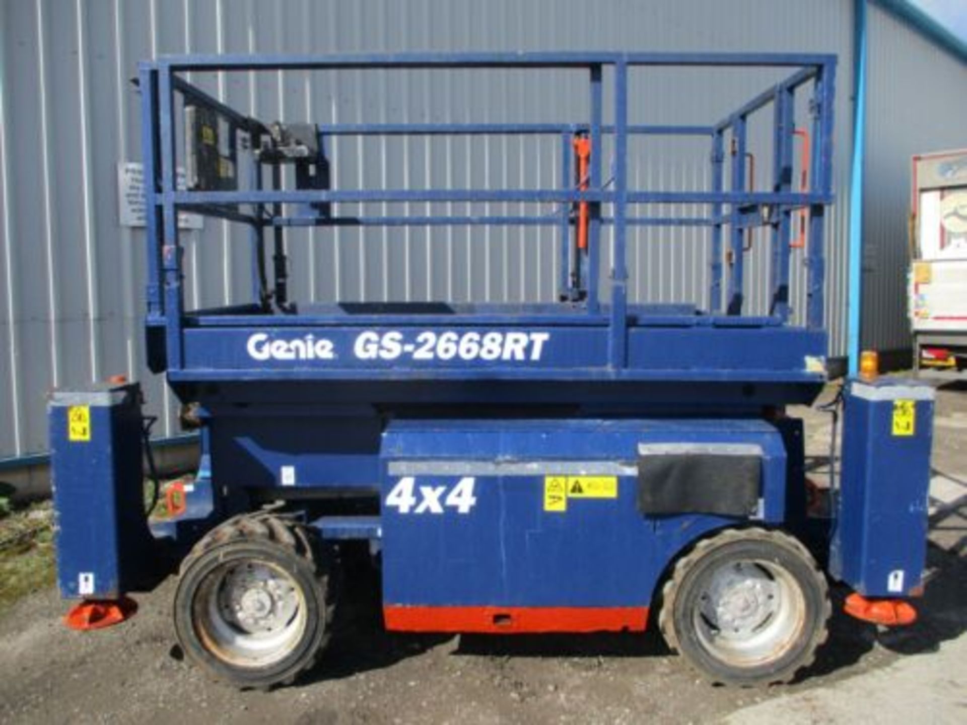 2008 GENIE GS 2668 SCISSOR LIFT ACCESS PLATFORM CHERRY PICKER MEWP UPRIGHT 4X4