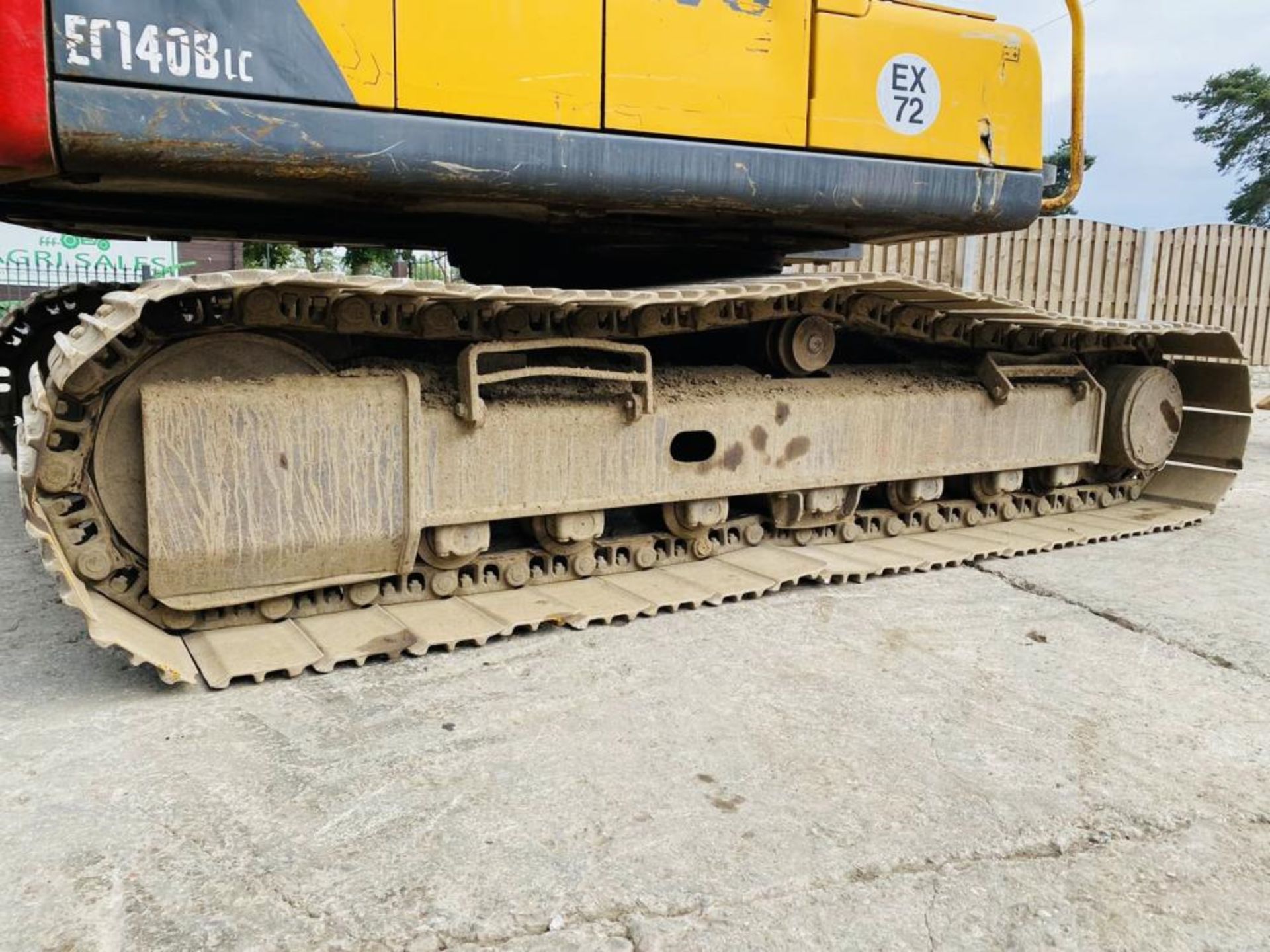 VOLVO EC140BLC TRACKED EXCAVATOR C/W QUICK HITCH & BUCKET - Image 17 of 18