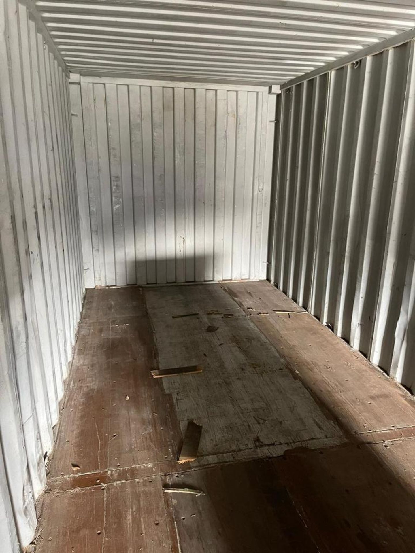 1 X 40' SHIPPING CONTAINER - WIND AND WATERTIGHT - Image 6 of 6