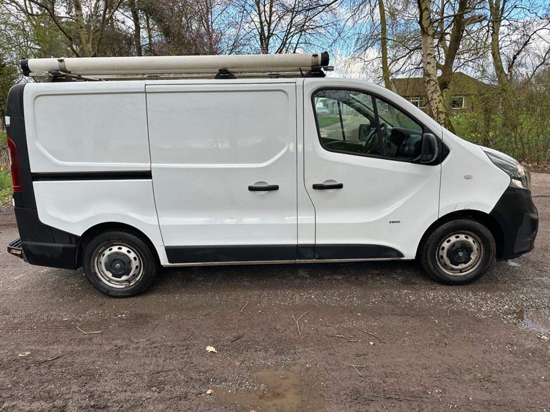 2015 15 VAUXHALL VIVARO PANEL VAN - EX BT - 89K MILES - TWIN SIDE DORRS- ROOF RACK - FE15 RWO - Image 6 of 9