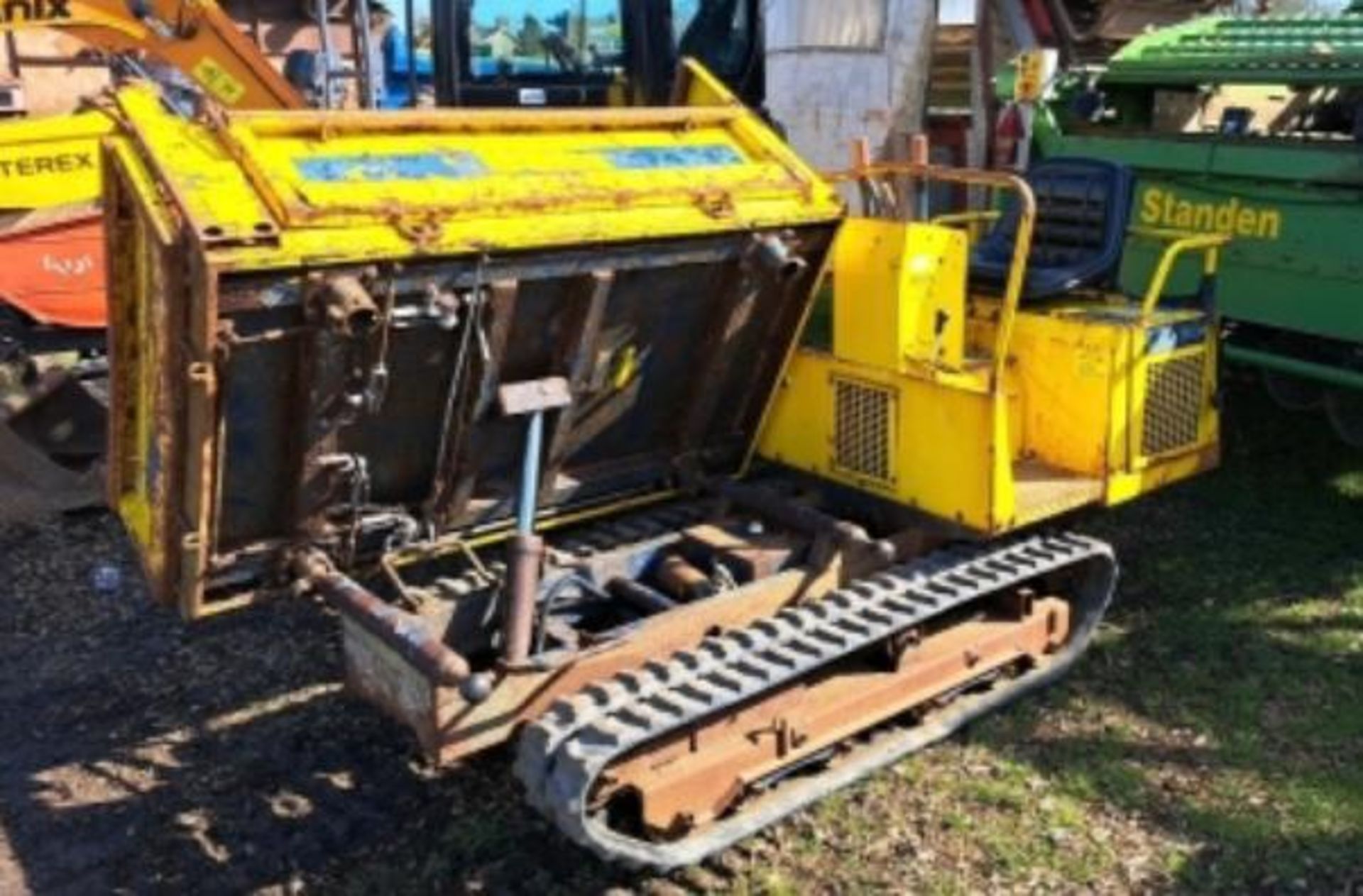 KUBOTA 3 WAY TRACKED DIESEL DUMPER - YANMAR ENGINE