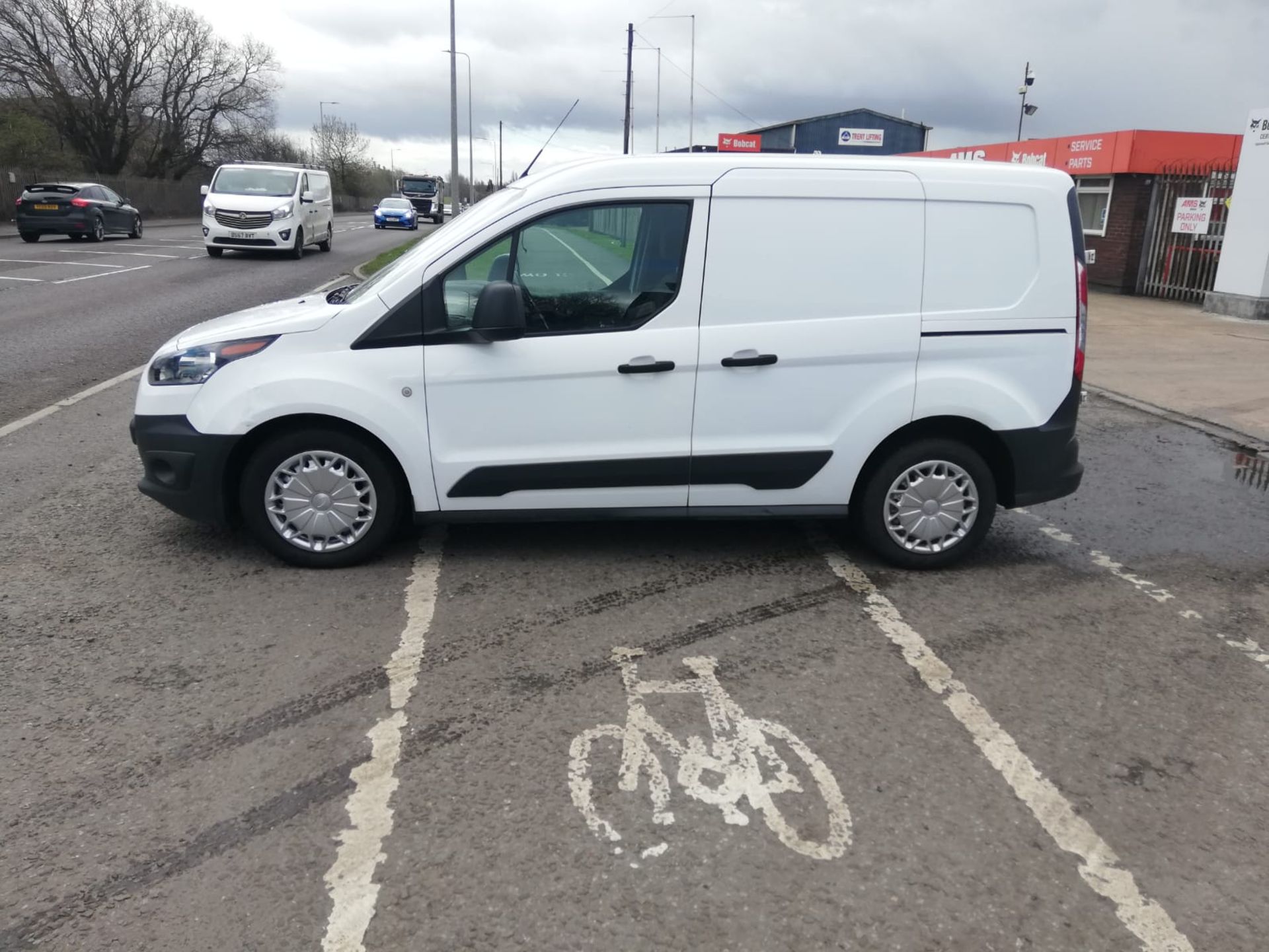2017 17 FORD TRANSIT CONNECT PANEL VAN - EURO 6 - 145K MILES - PLY LINED - Image 4 of 10