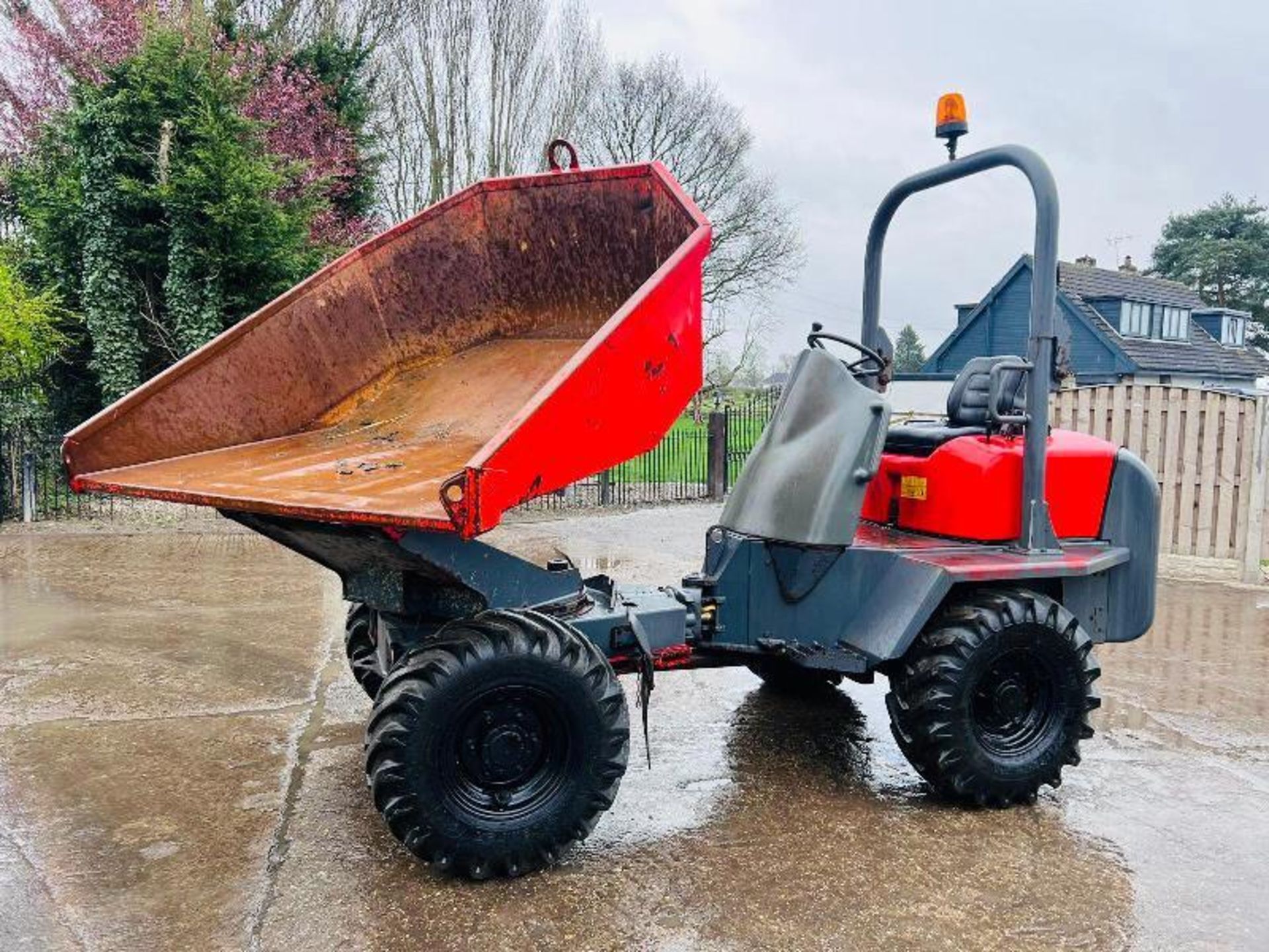 NEUSON 3001 4WD SWIVEL TIP DUMPER * YEAR 2008 , 1524 HOURS * C/W ROLE BAR - Image 6 of 17