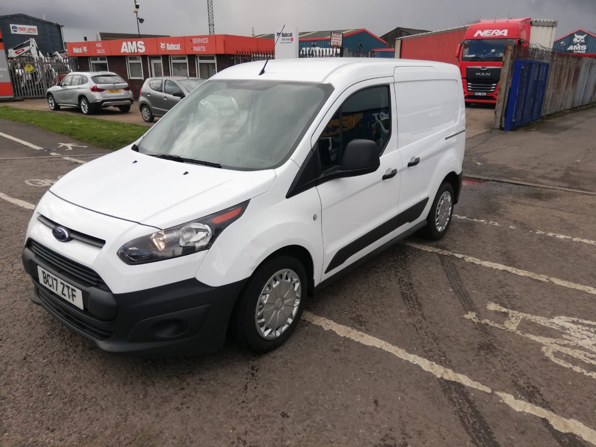 2017 17 FORD TRANSIT CONNECT PANEL VAN - EURO 6 - 145K MILES - PLY LINED - Image 3 of 10