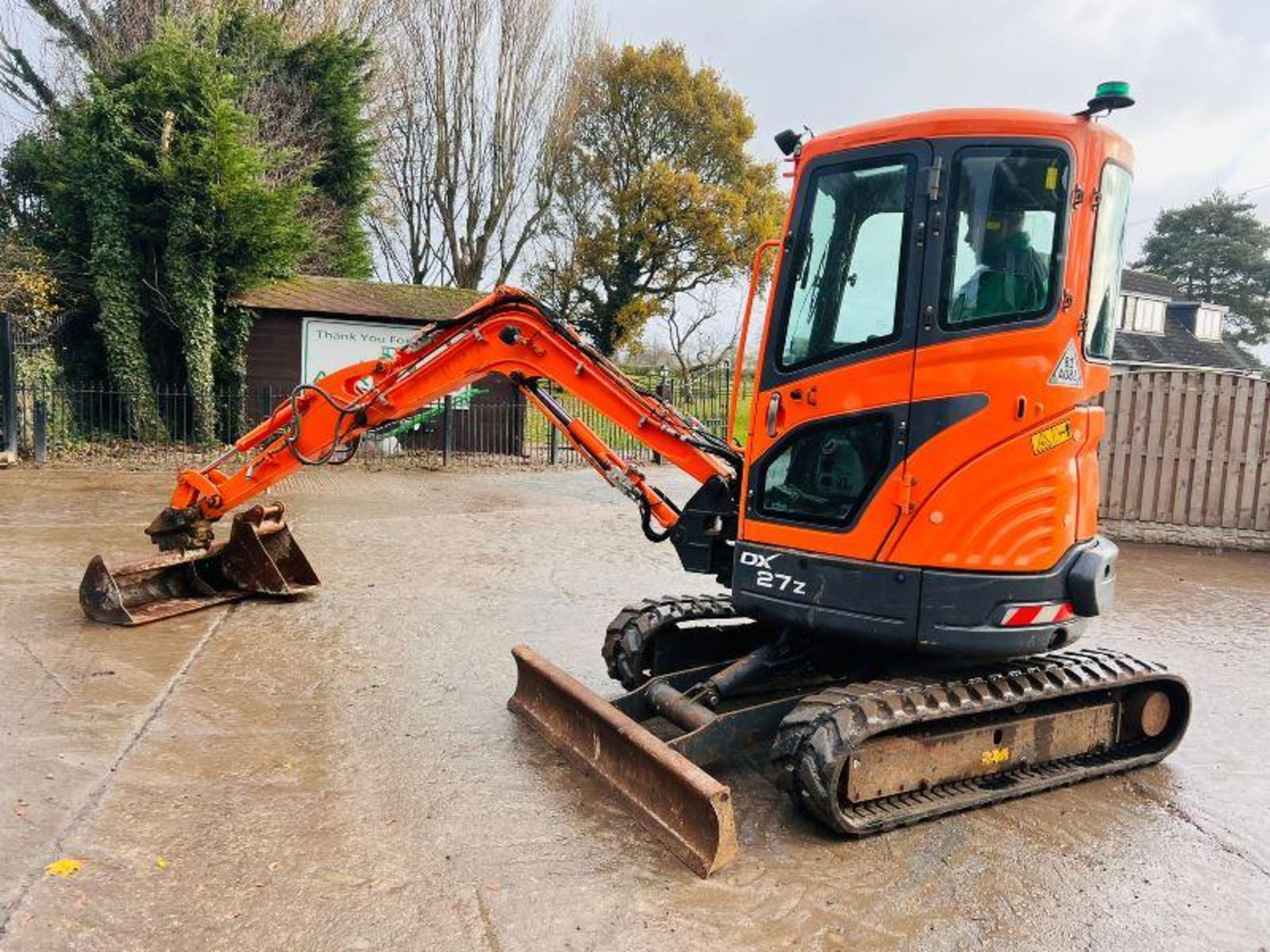 DOOSAN DX27Z TRACKED EXCAVATOR * ZERO SWING , YEAR 2016 * C/W QUICK HITCH - Bild 9 aus 16