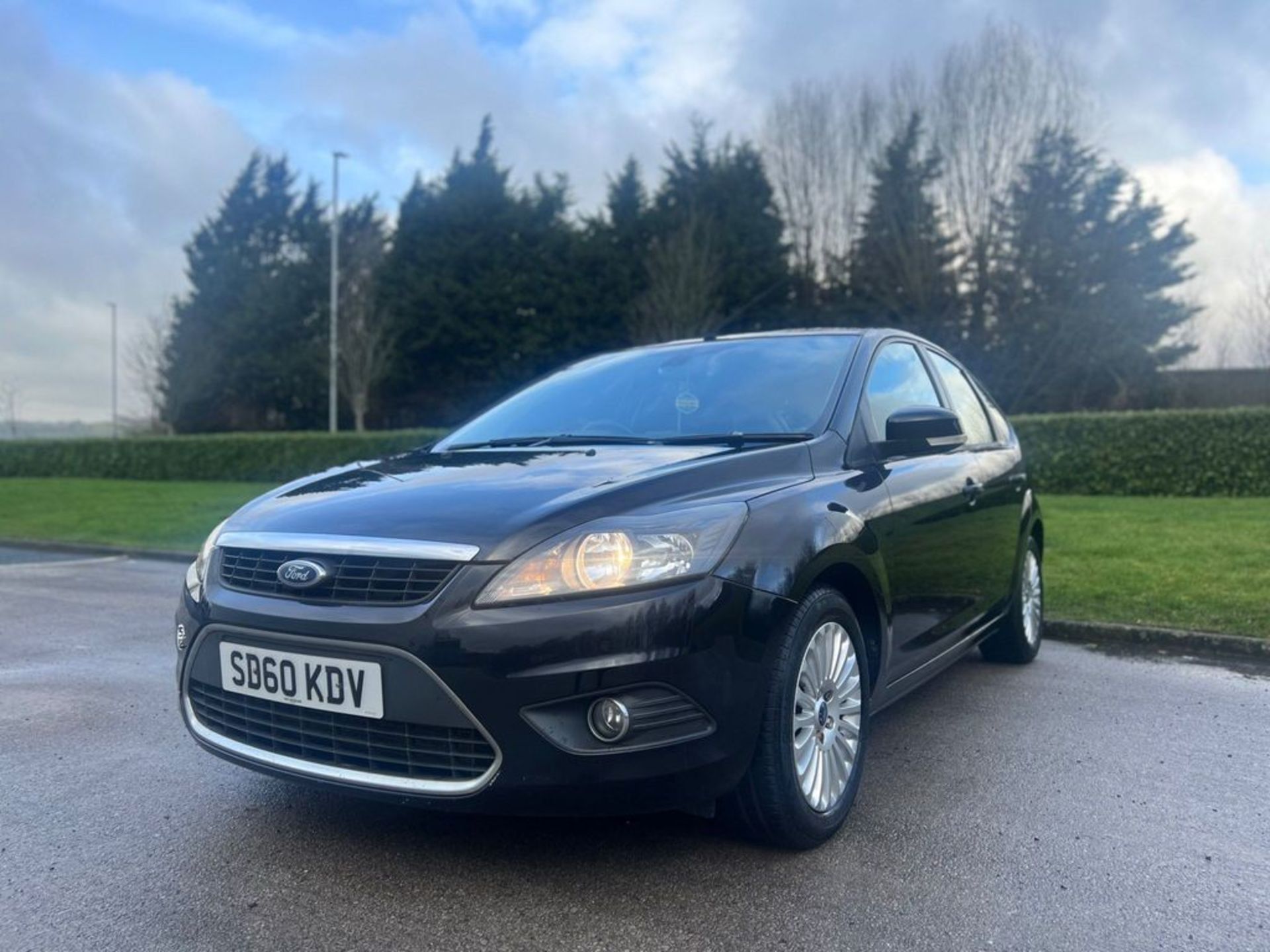 FORD FOCUS 1.6 TDCI DPF TITANIUM 5DR - Image 3 of 36