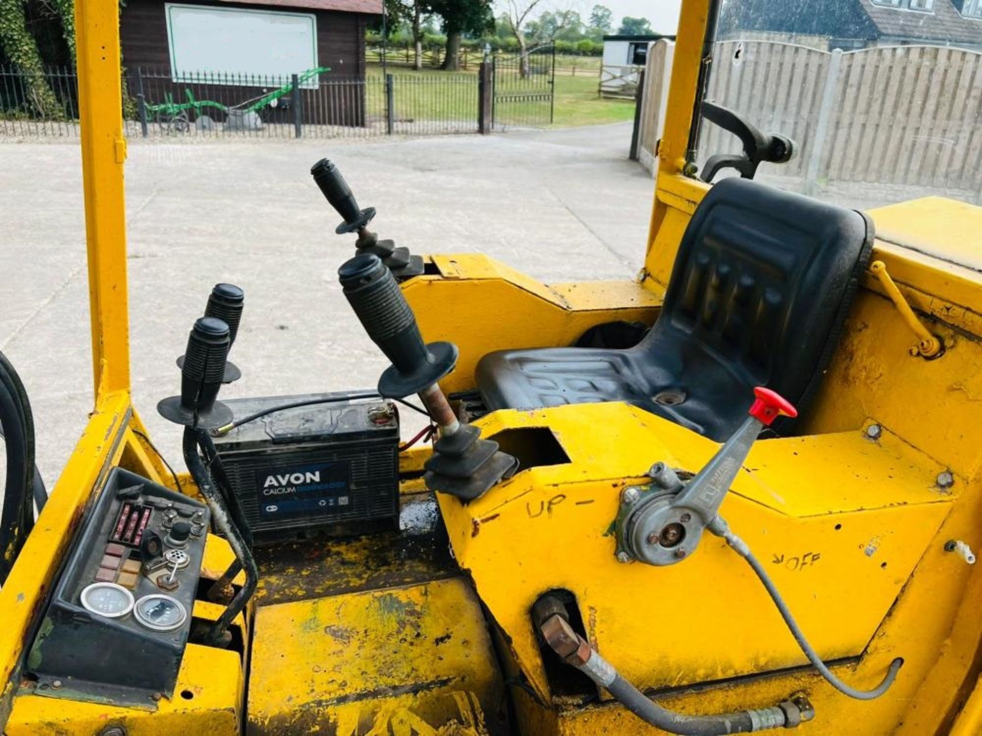 NEUSON 2000 TRACKED MINI EXCAVATOR C/W KUBOTA ENGINE - Image 7 of 14