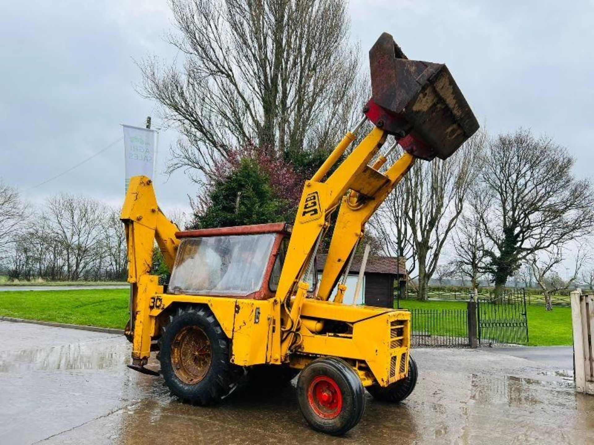 JCB 3C BACKHOE DIGGER C/W FULLY GLAZED CABIN - Image 15 of 15