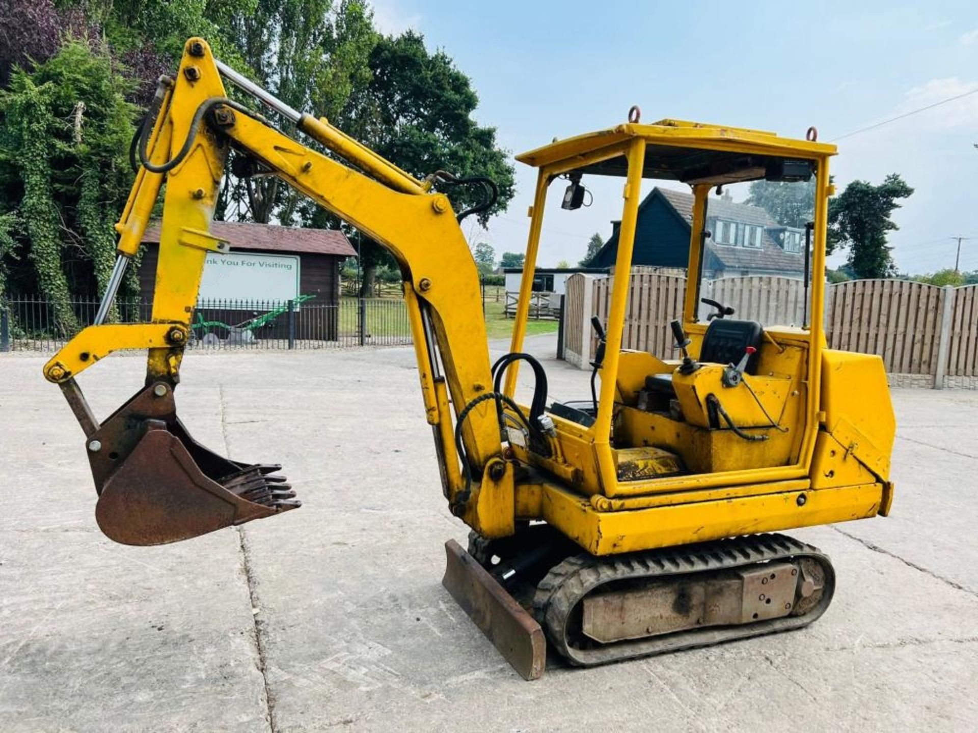 NEUSON 2000 TRACKED MINI EXCAVATOR C/W KUBOTA ENGINE - Image 3 of 14