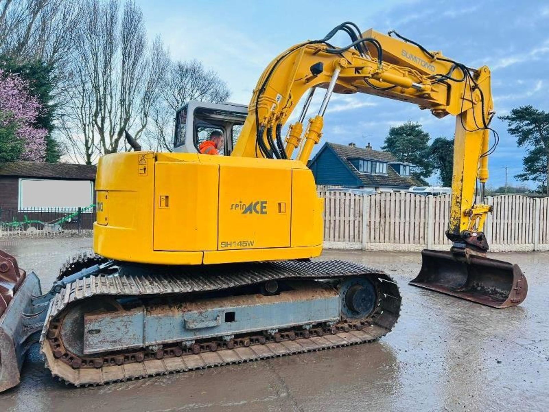 SUMIMOTO SH145W EXCAVATOR * ZERO SWING * C/W BUCKETS & QUICK HITCH - Image 11 of 19