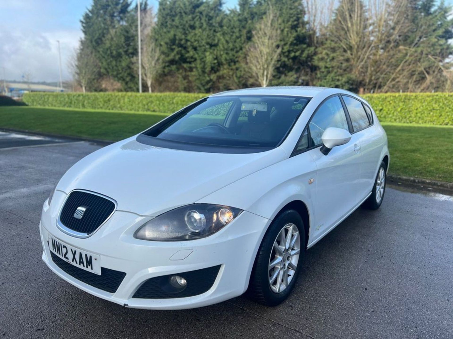 SEAT LEON 1.6 TDI ECOMOTIVE CR SE COPA EURO 5 (S/S) 5DR - Image 5 of 33