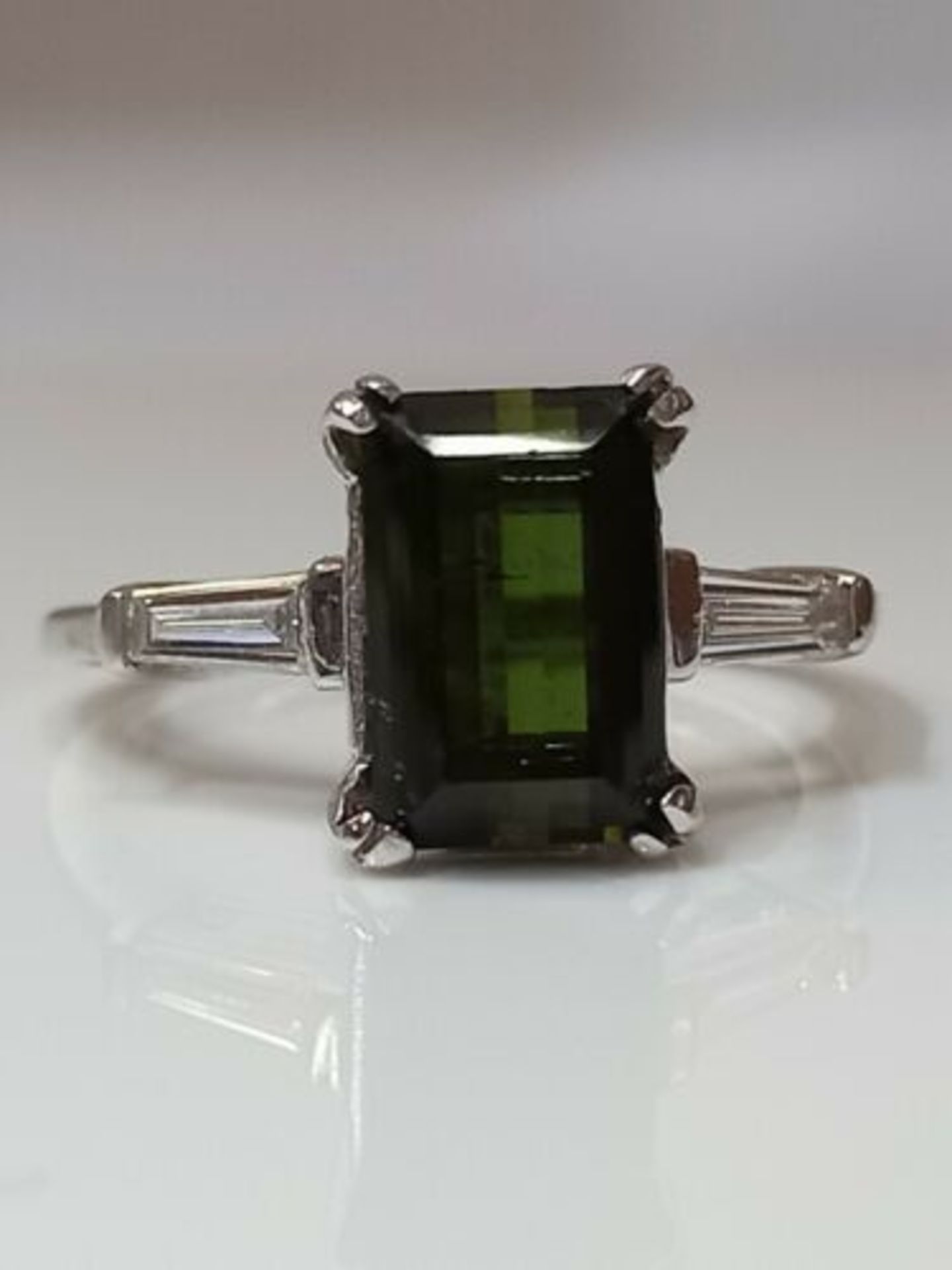 EMERALD CUT TOURMALINE & DIAMOND RING/18CT WHITE GOLD