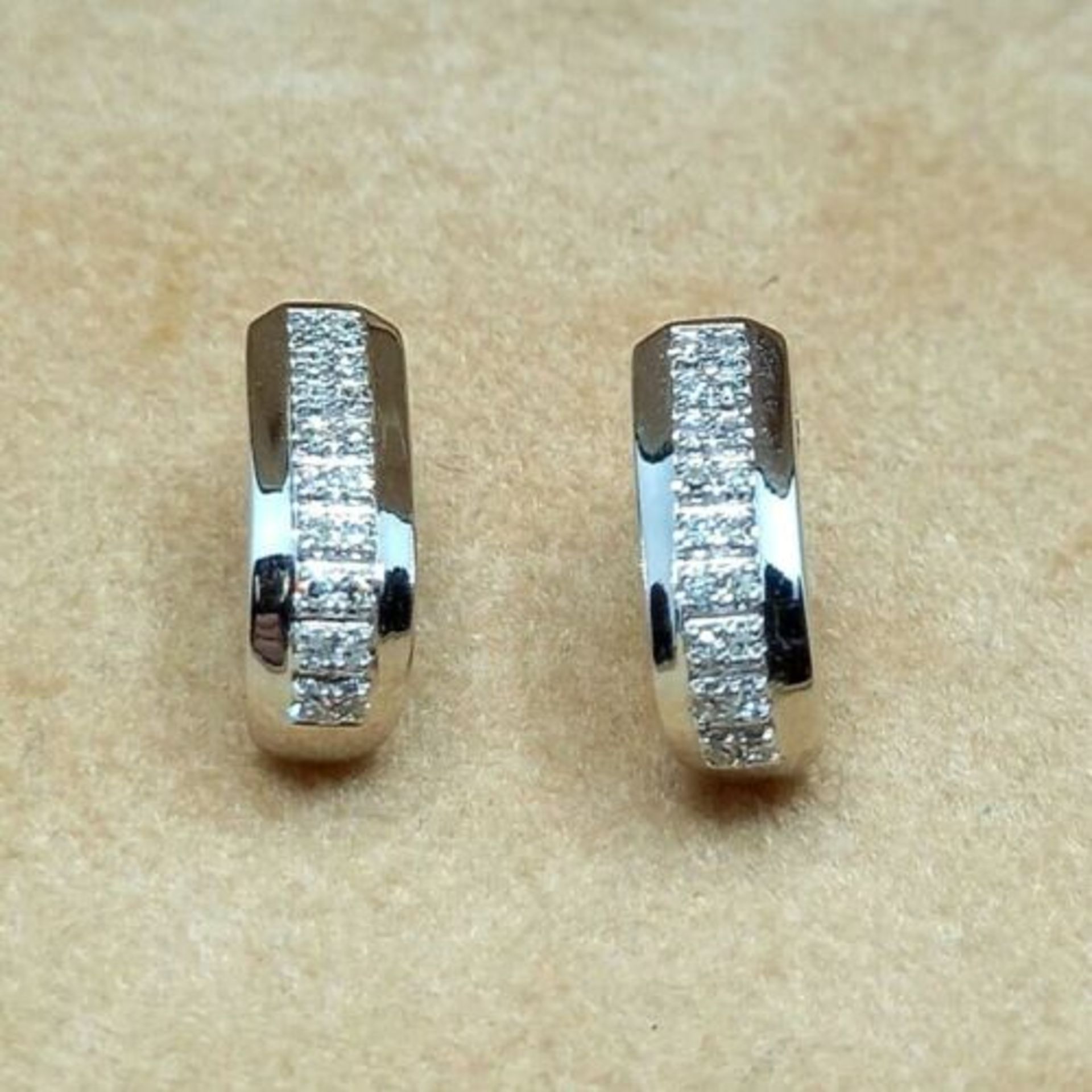 DIAMOND EARRINGS 0.10CT WHITE GOLD